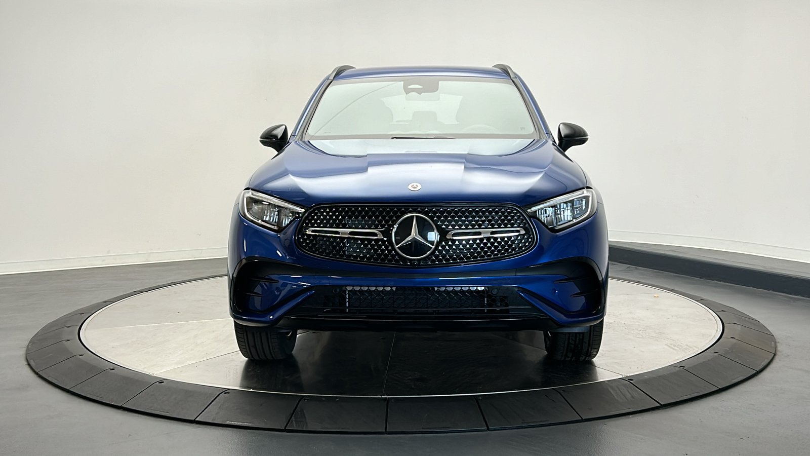 2025 Mercedes-Benz GLC GLC 300 2