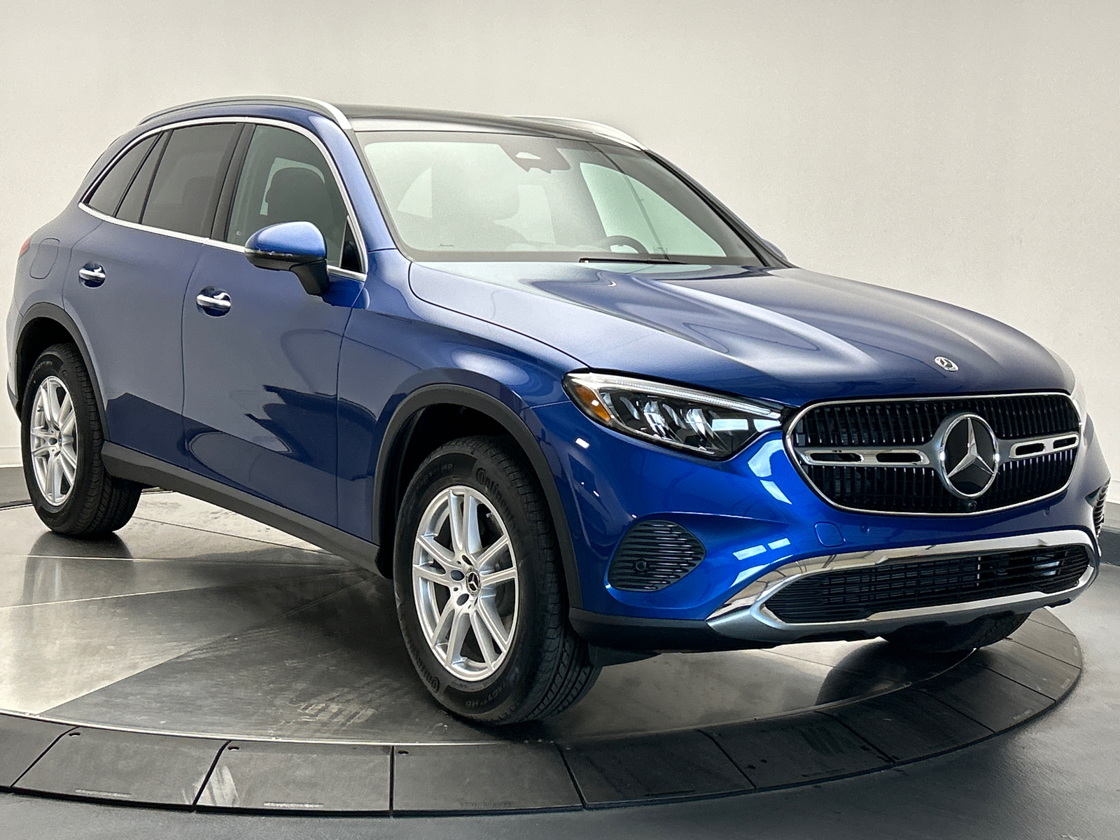 2025 Mercedes-Benz GLC GLC 300 1