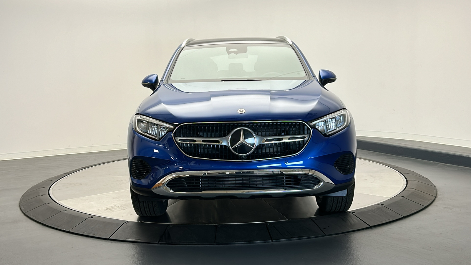 2025 Mercedes-Benz GLC GLC 300 2