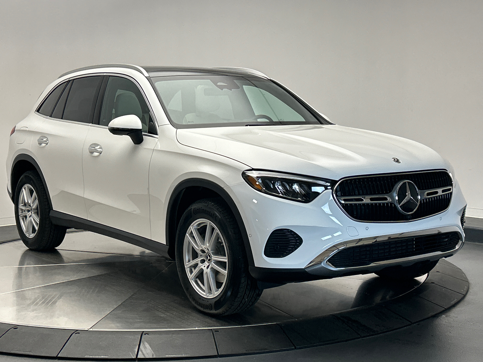 2025 Mercedes-Benz GLC GLC 300 1