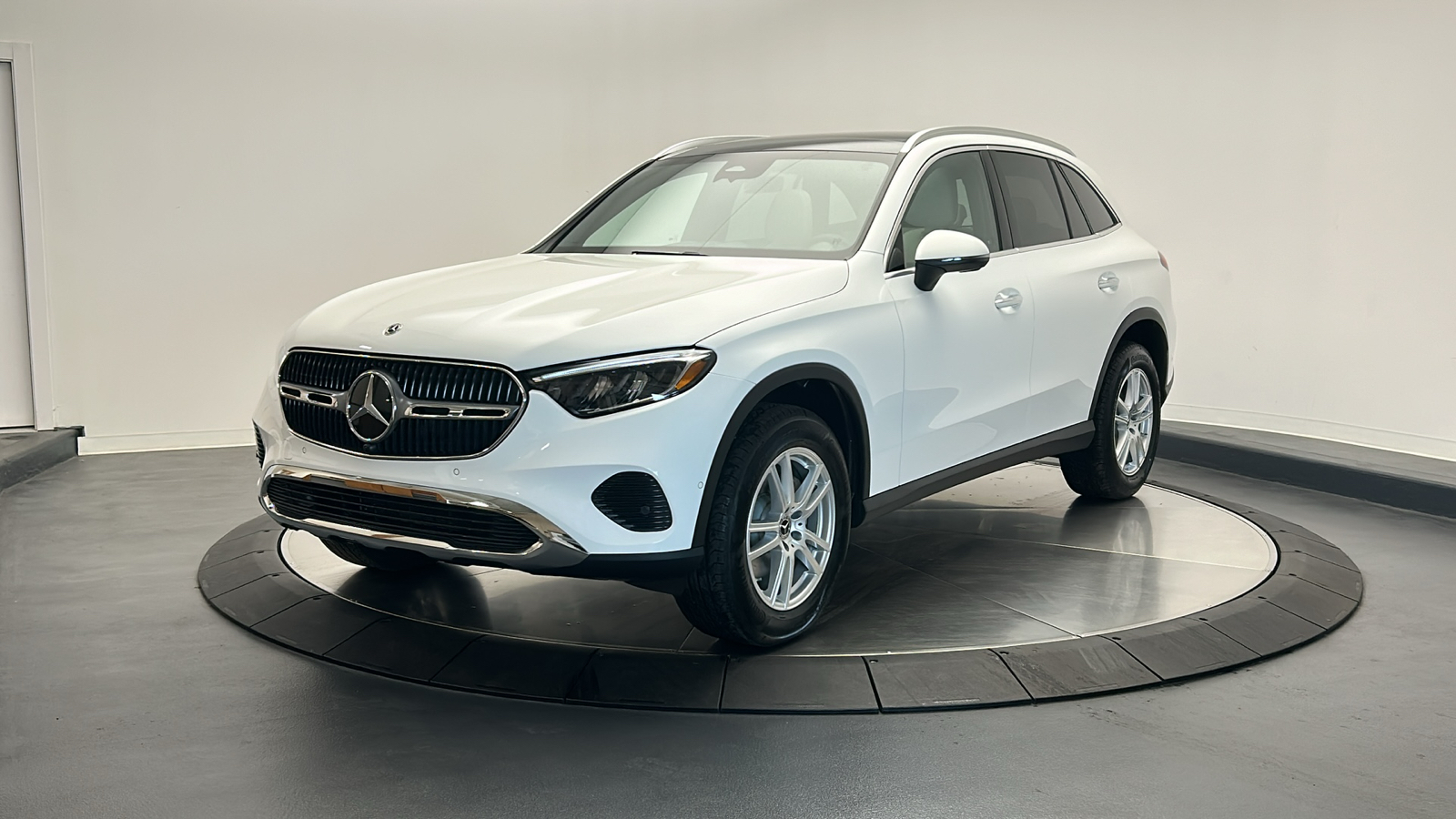 2025 Mercedes-Benz GLC GLC 300 3