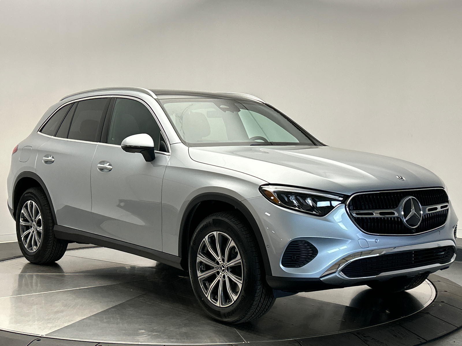 2025 Mercedes-Benz GLC GLC 300 1