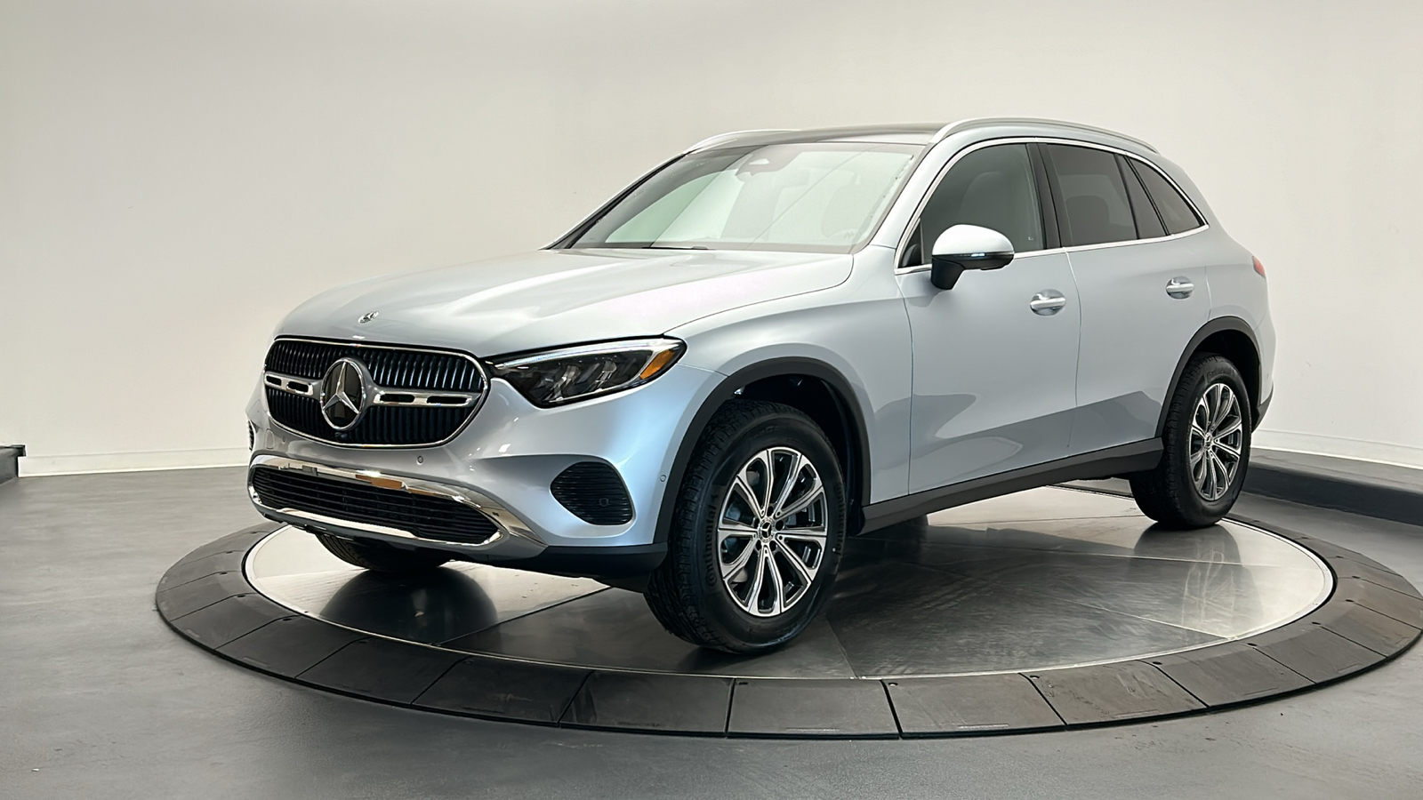 2025 Mercedes-Benz GLC GLC 300 3