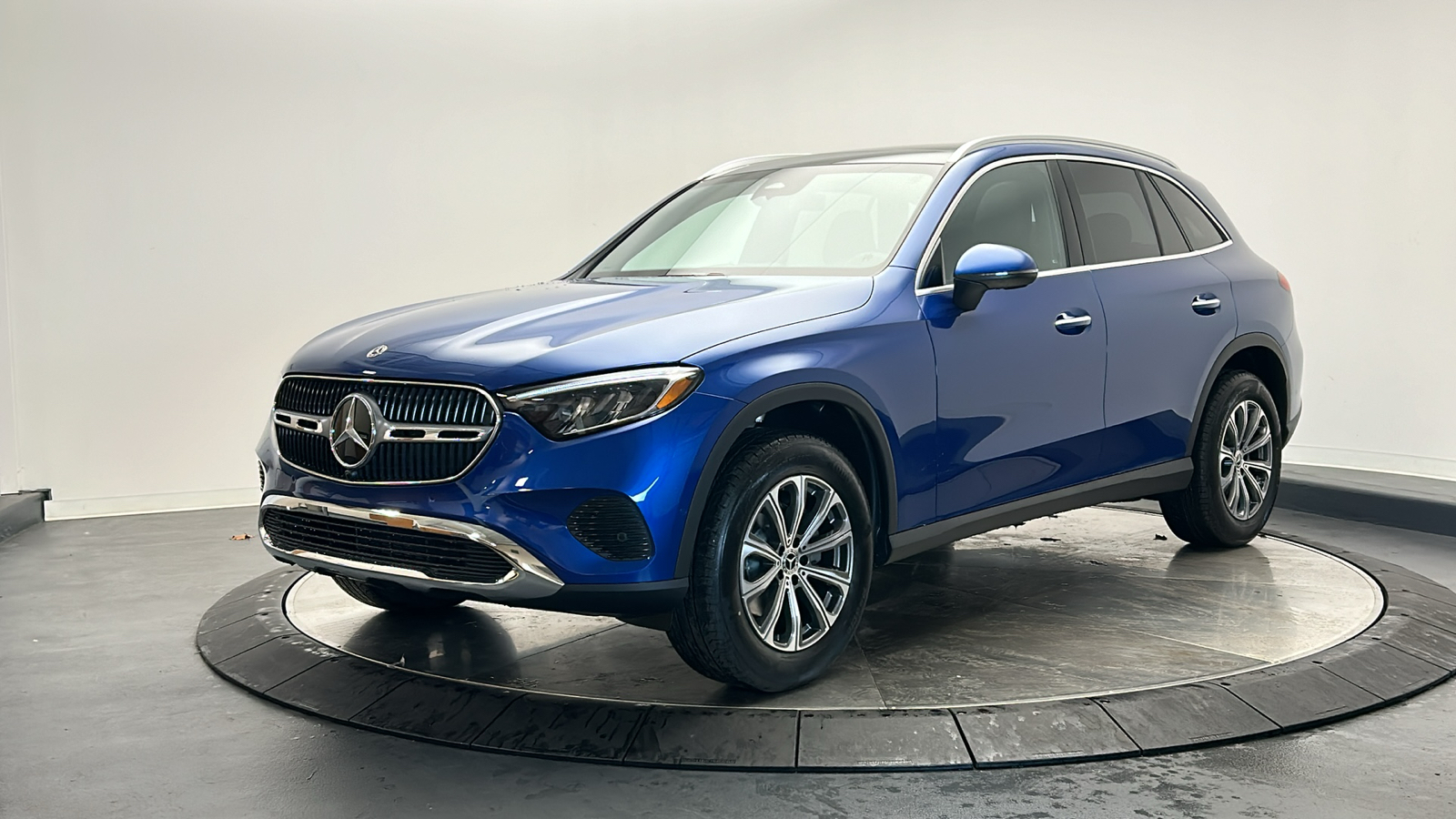 2025 Mercedes-Benz GLC GLC 300 3