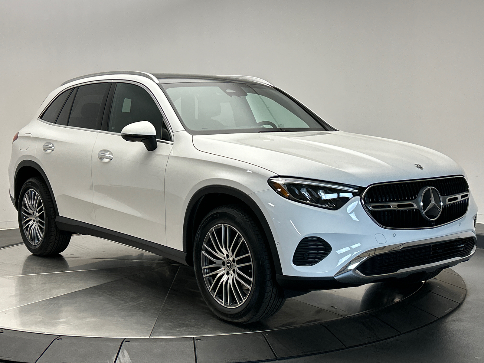 2025 Mercedes-Benz GLC GLC 300 1