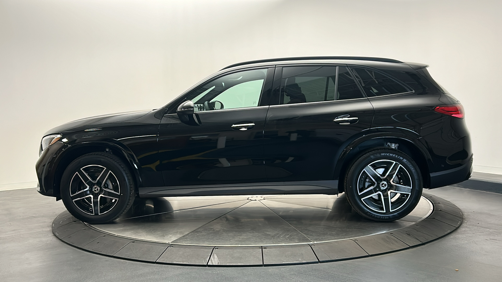 2025 Mercedes-Benz GLC GLC 300 4