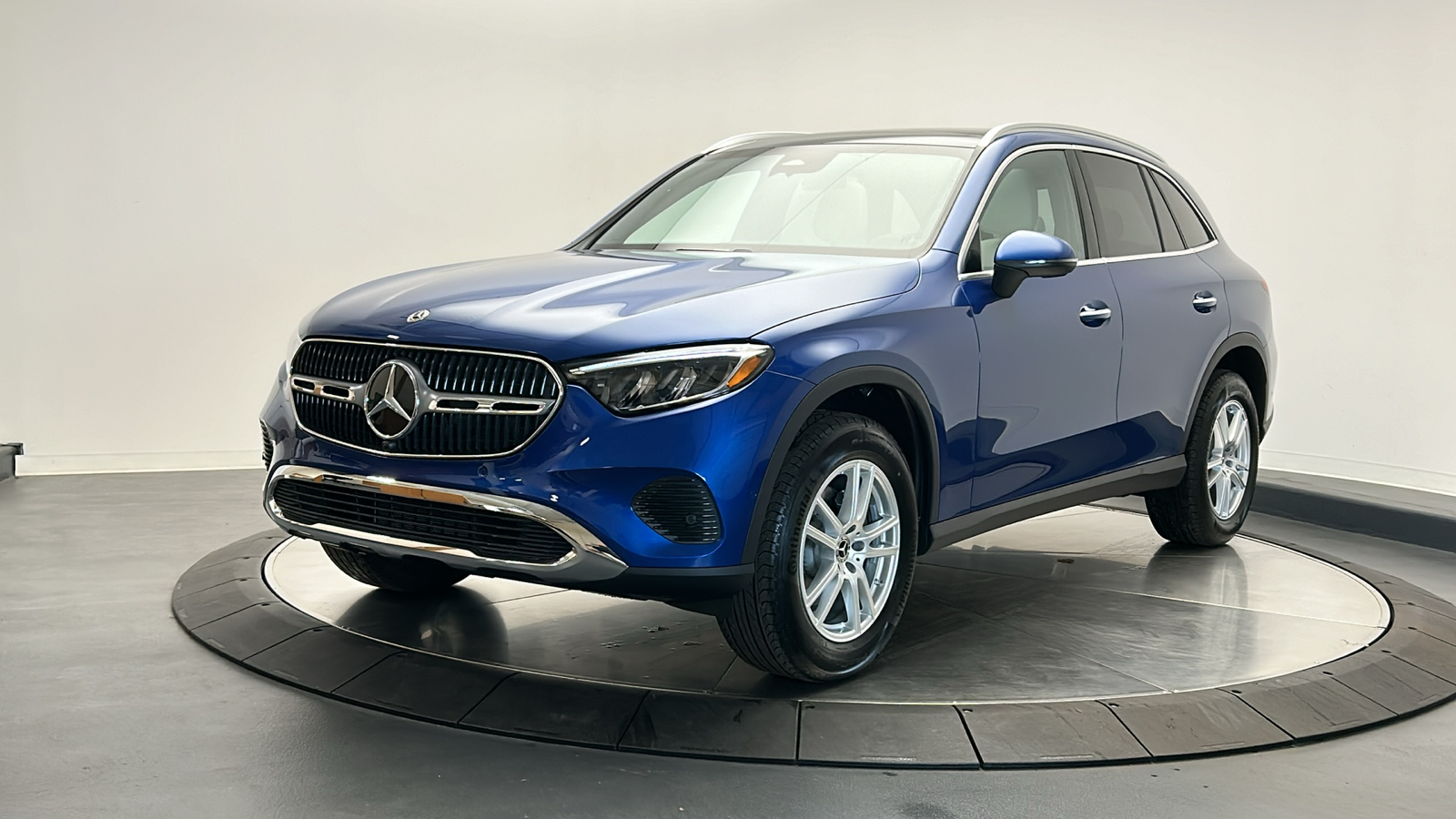 2025 Mercedes-Benz GLC GLC 300 3