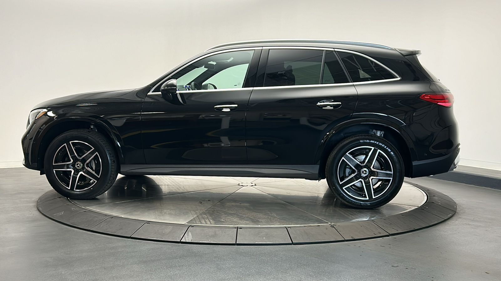 2025 Mercedes-Benz GLC GLC 300 4