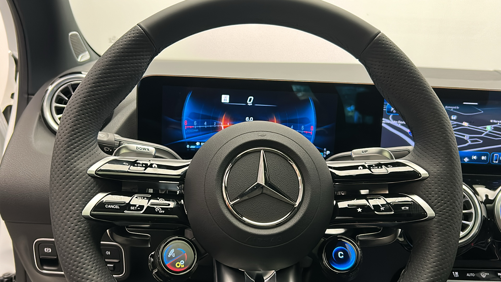 2025 Mercedes-Benz GLA GLA 35 AMG 13