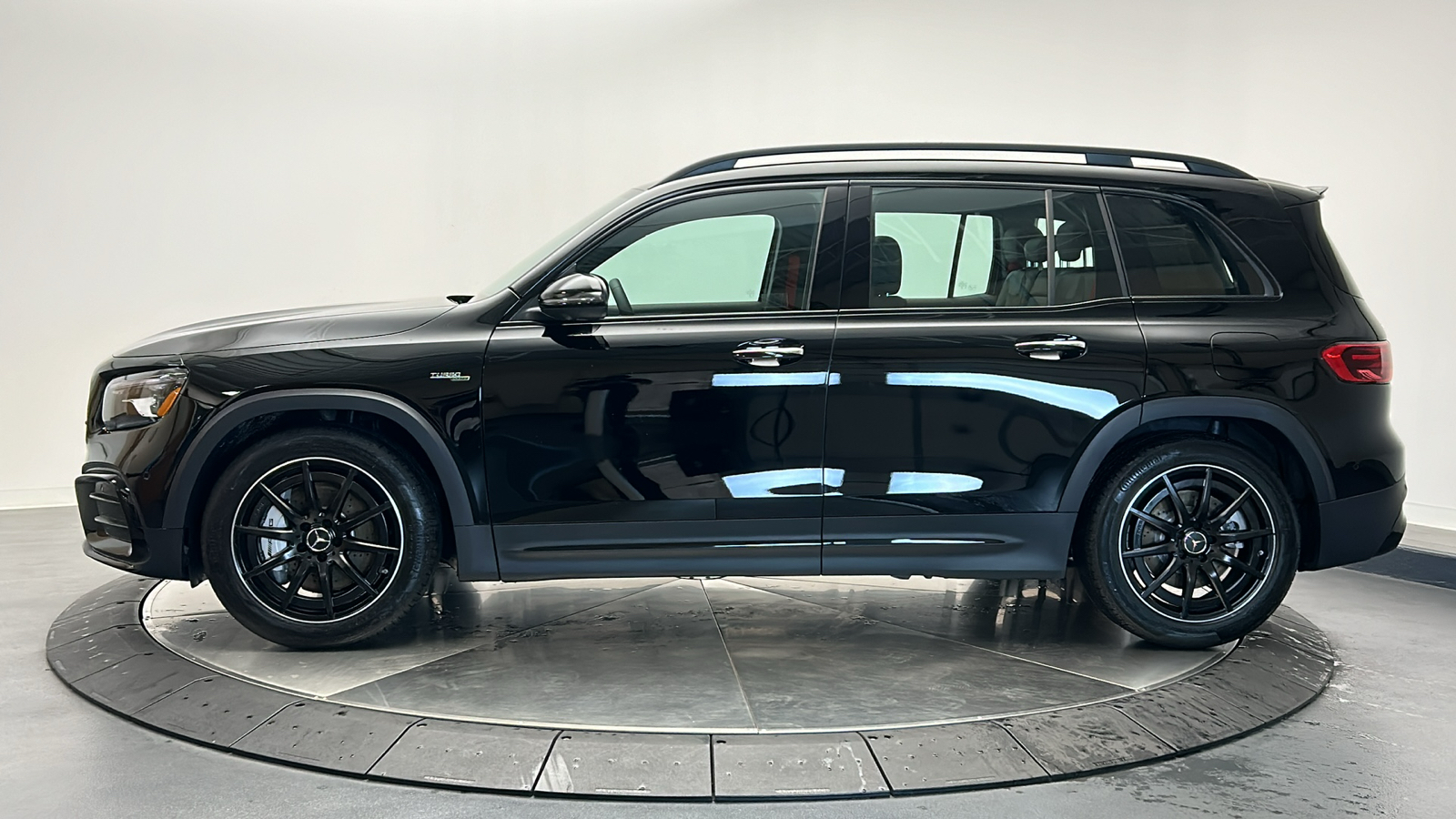 2025 Mercedes-Benz GLB GLB 35 AMG 4