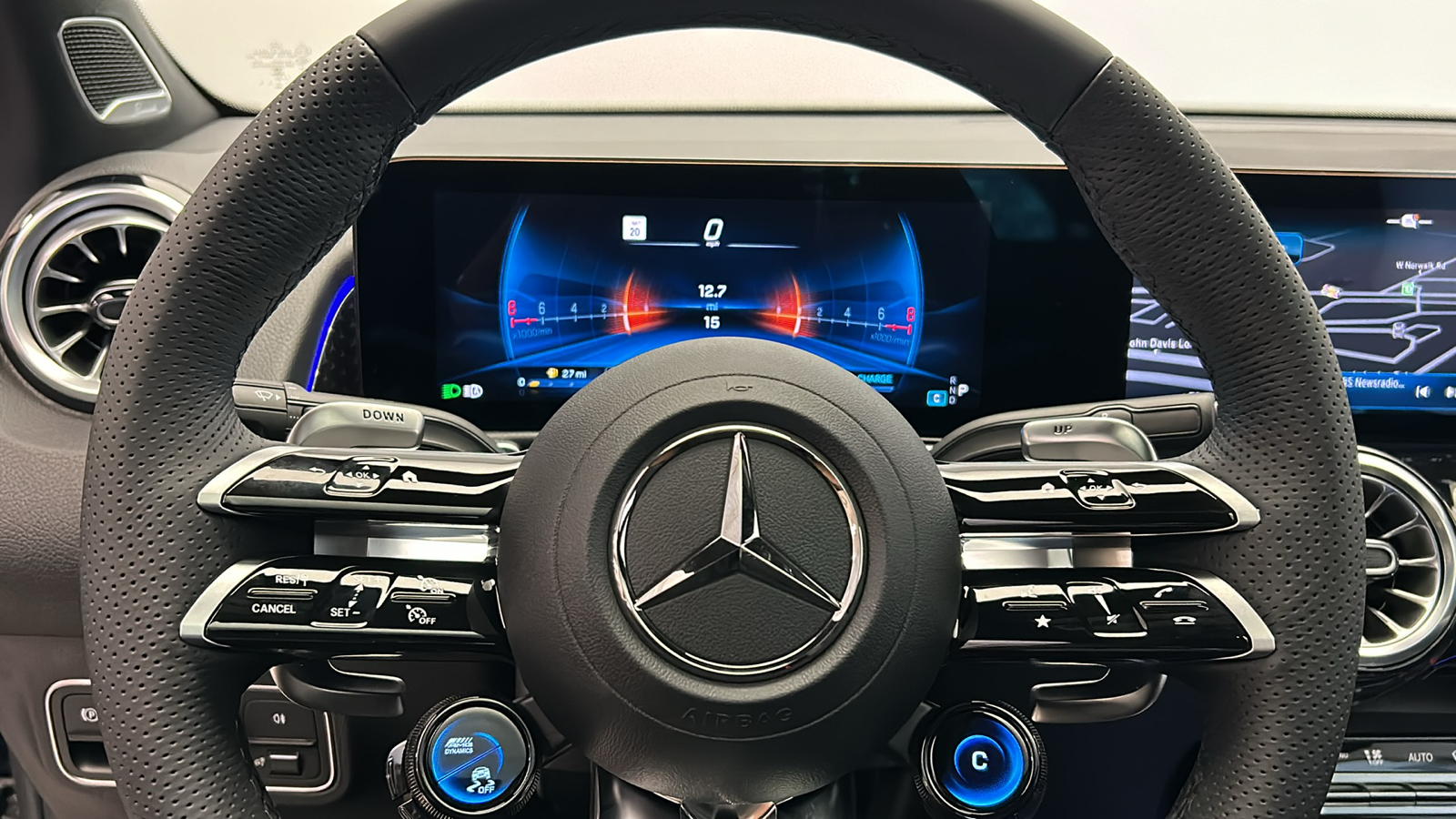 2025 Mercedes-Benz GLB GLB 35 AMG 13