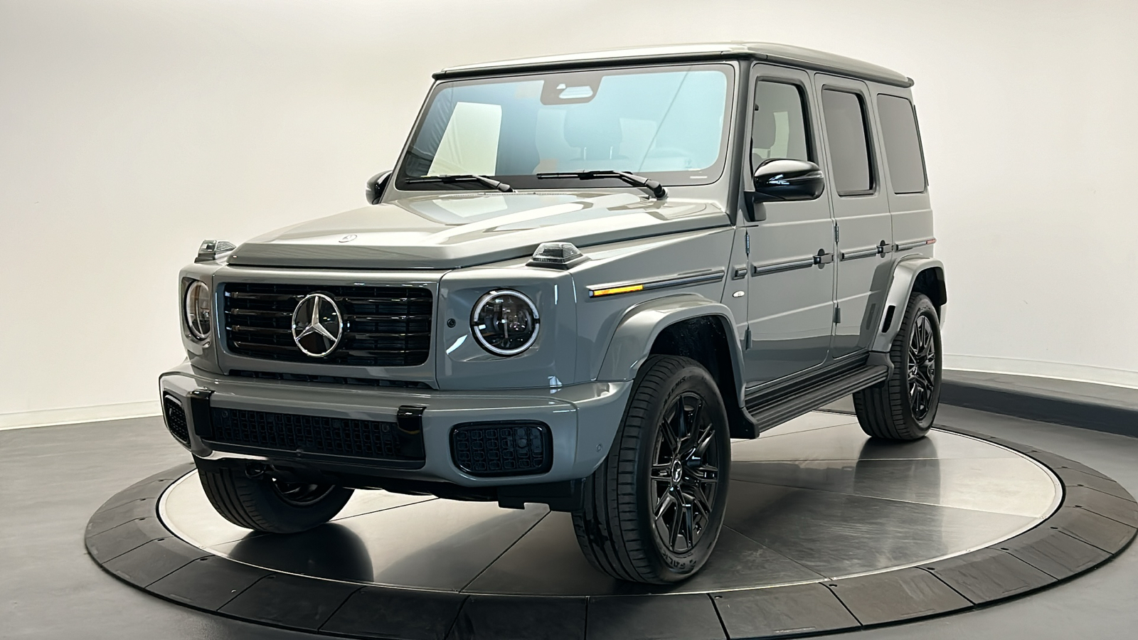 2025 Mercedes-Benz G-Class  3