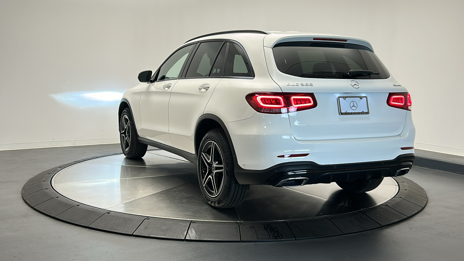 2021 Mercedes-Benz GLC GLC 300 5