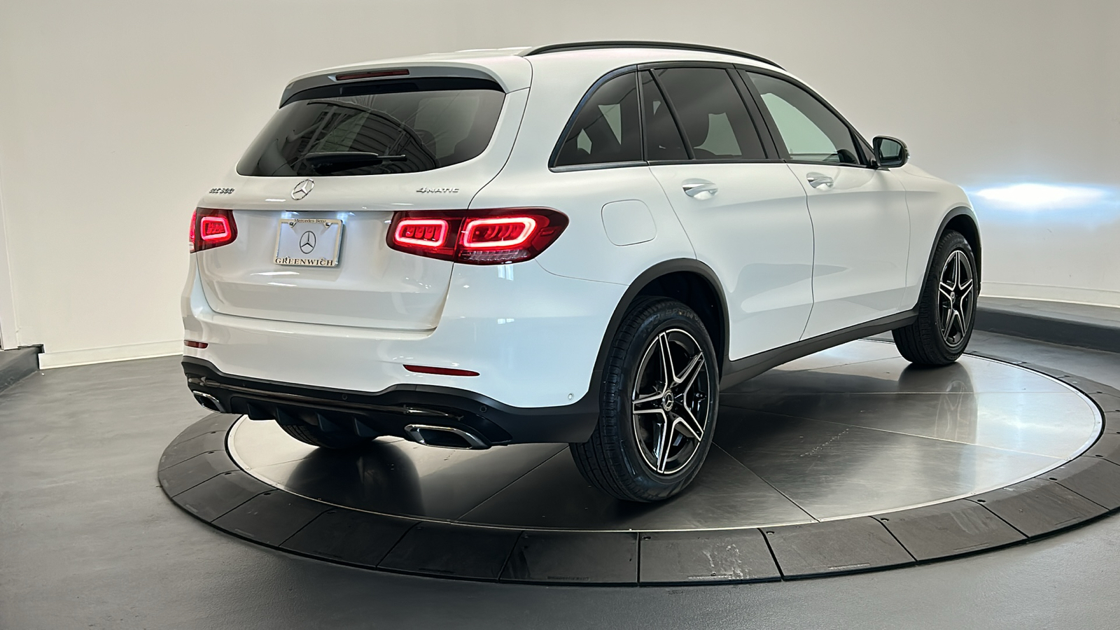 2021 Mercedes-Benz GLC GLC 300 7