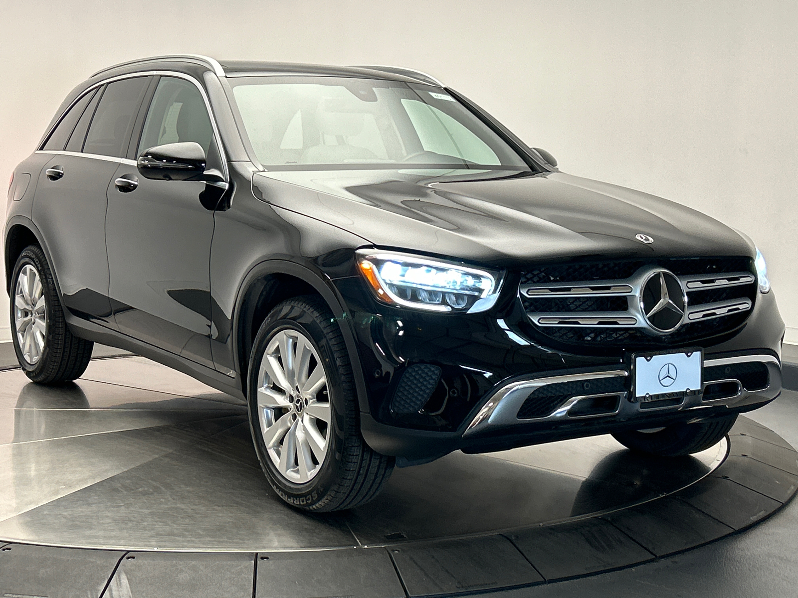 2021 Mercedes-Benz GLC GLC 300 1