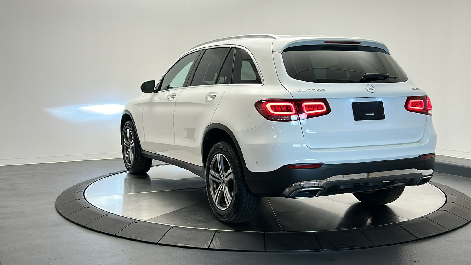 2022 Mercedes-Benz GLC GLC 300 5