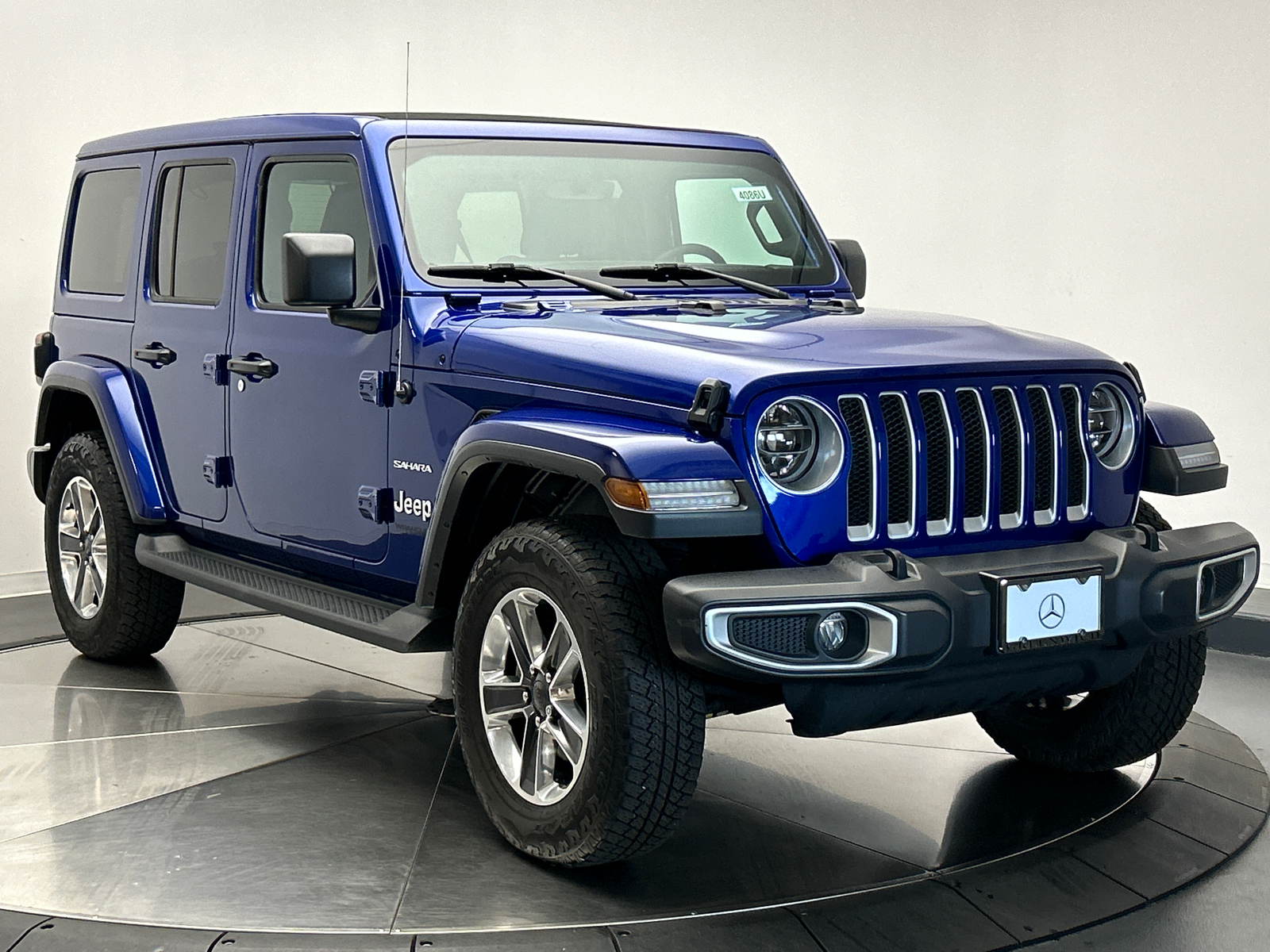 2020 Jeep Wrangler Unlimited Sahara 1