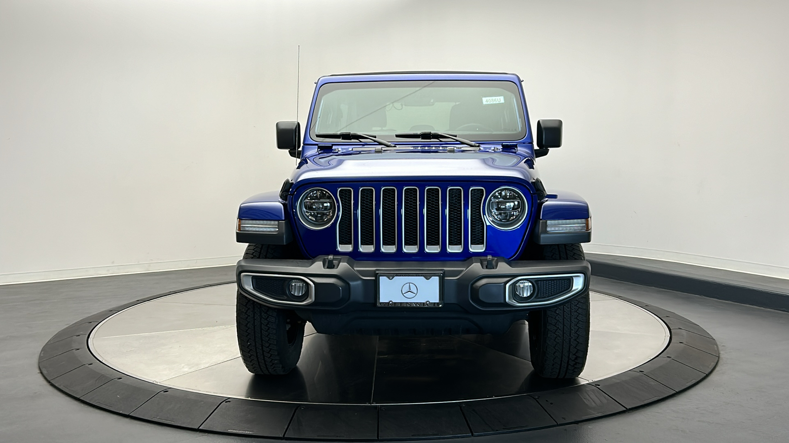 2020 Jeep Wrangler Unlimited Sahara 2