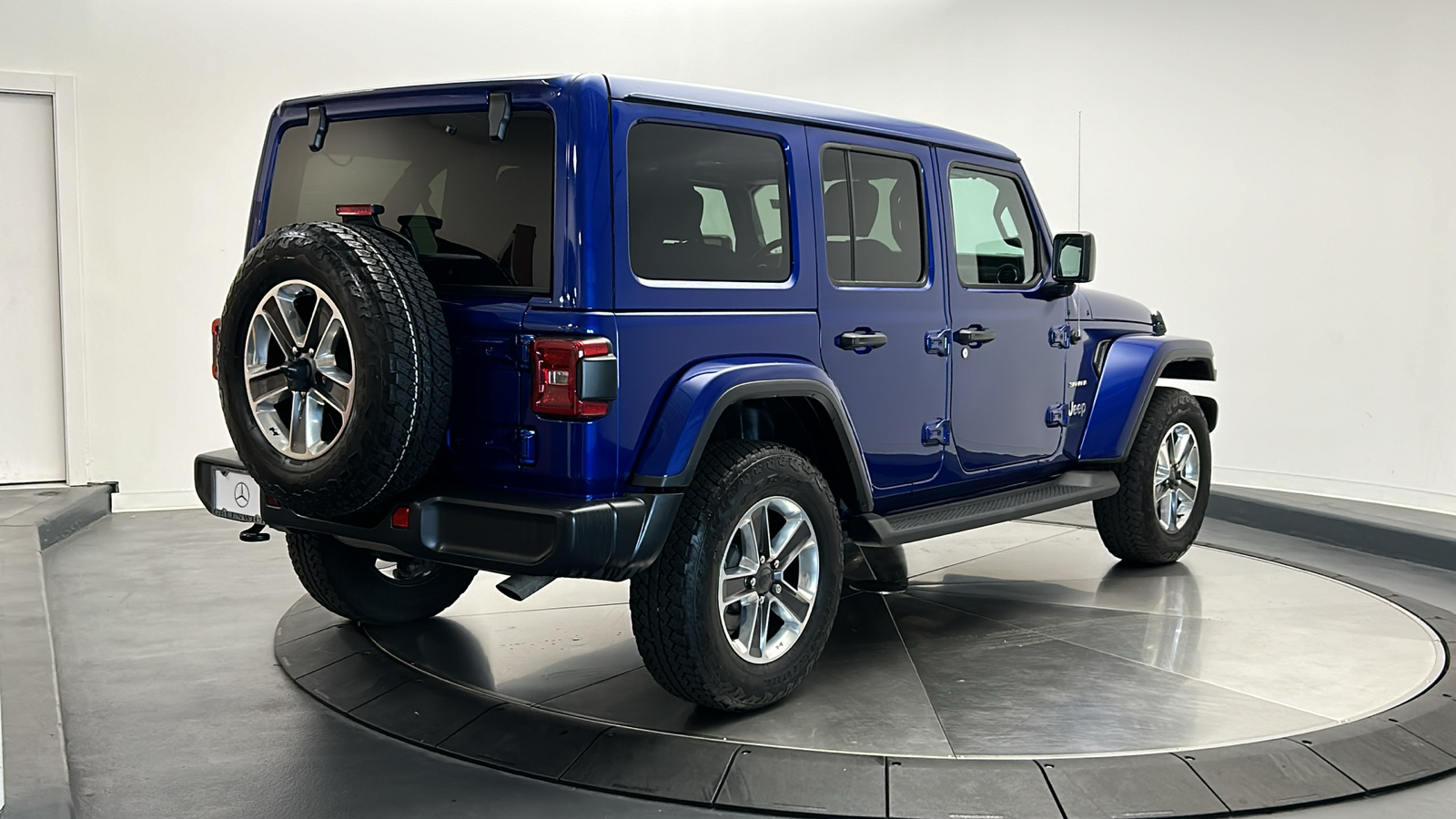 2020 Jeep Wrangler Unlimited Sahara 7