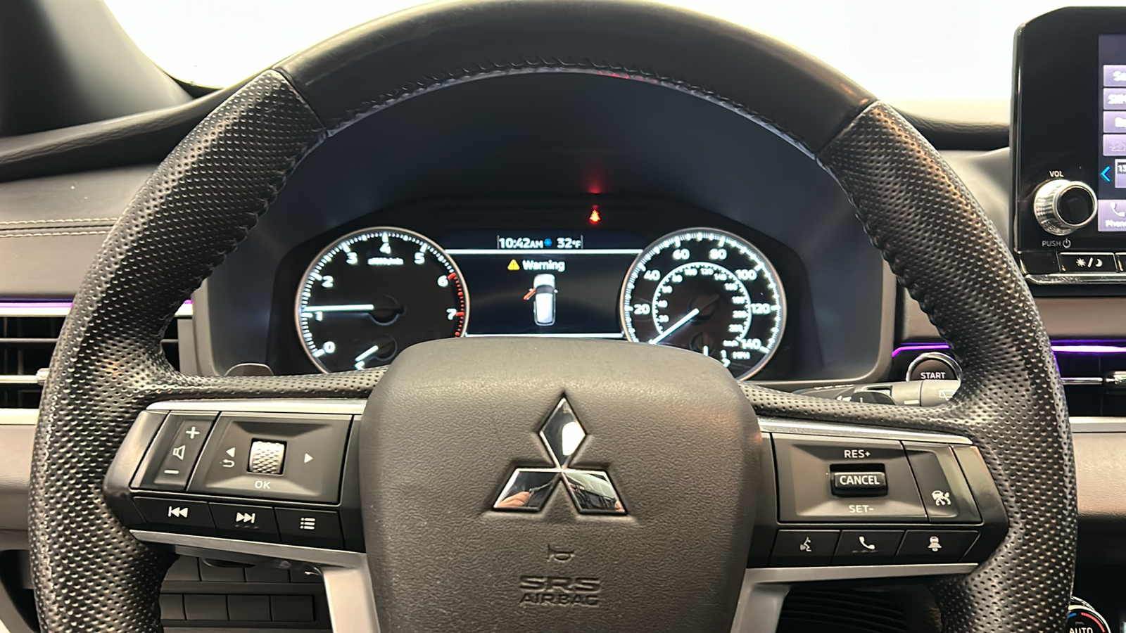 2022 Mitsubishi Outlander SE 13