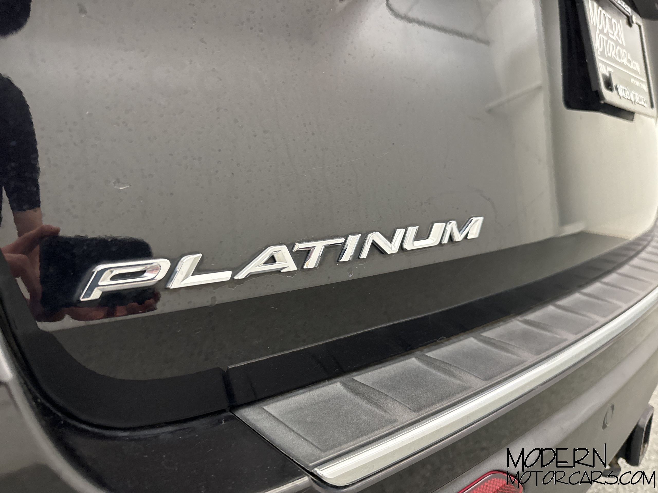 2020 Ford Explorer Platinum 3