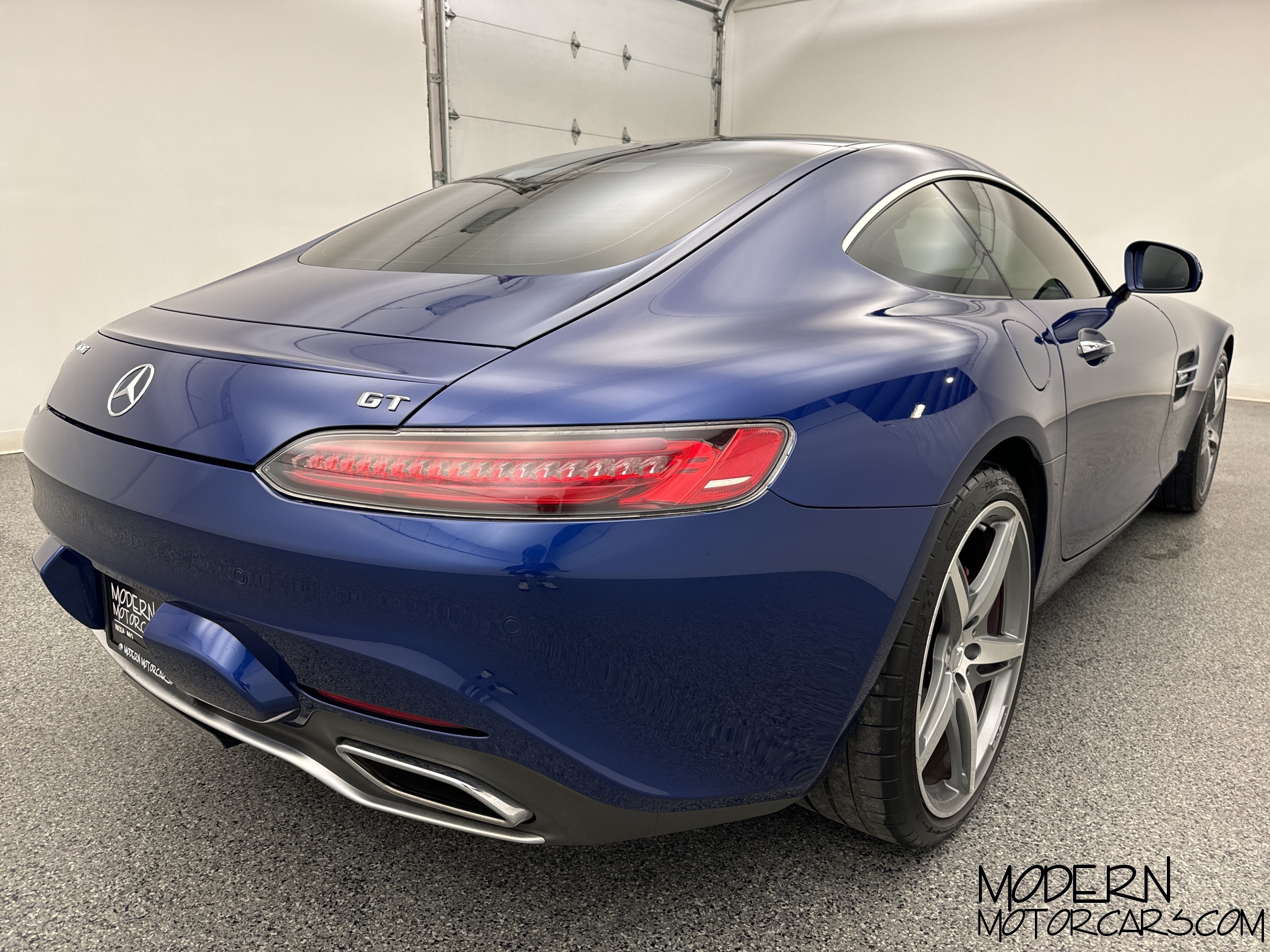 2017 Mercedes-Benz AMG GT Base 5