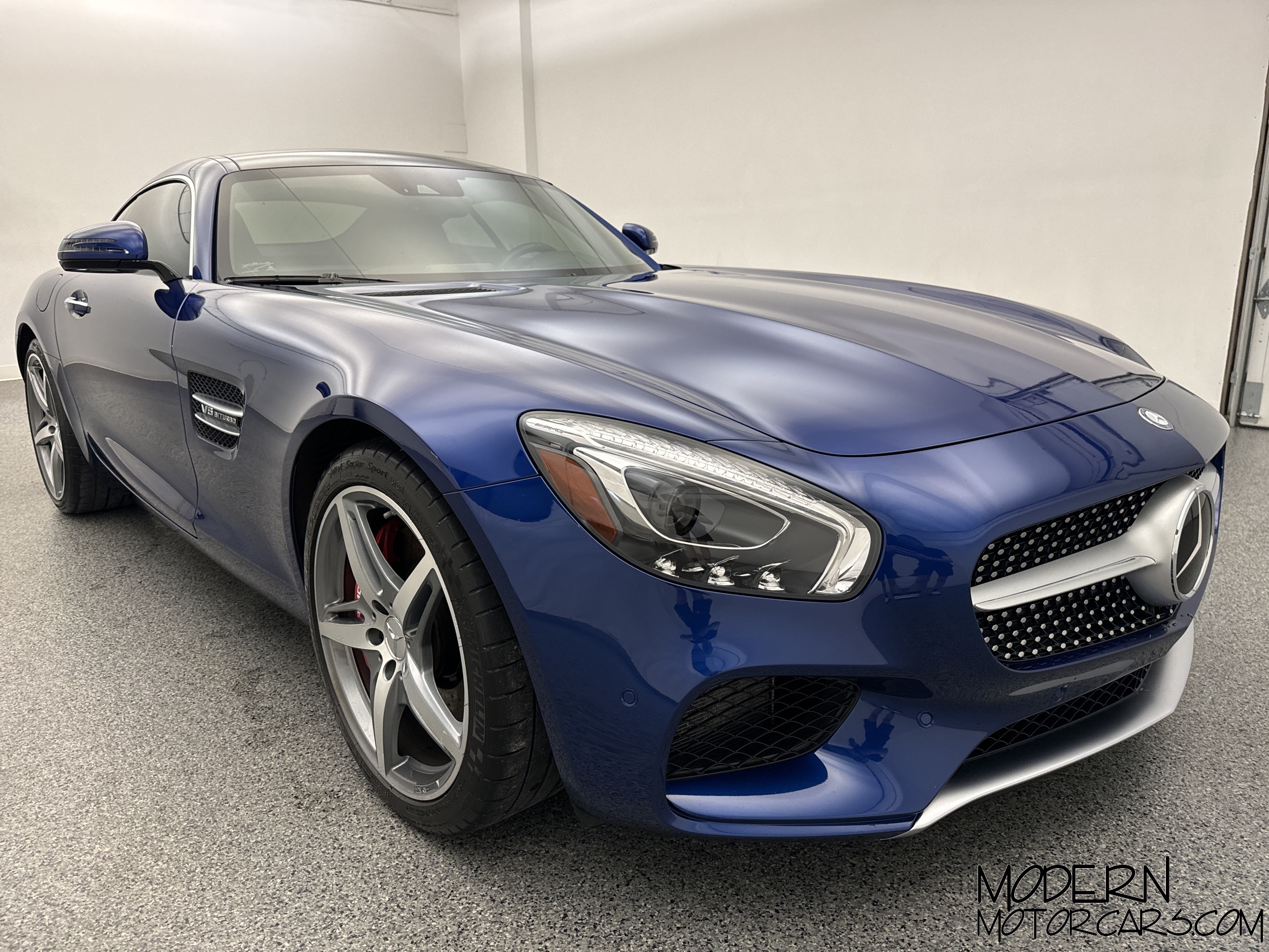 2017 Mercedes-Benz AMG GT Base 7