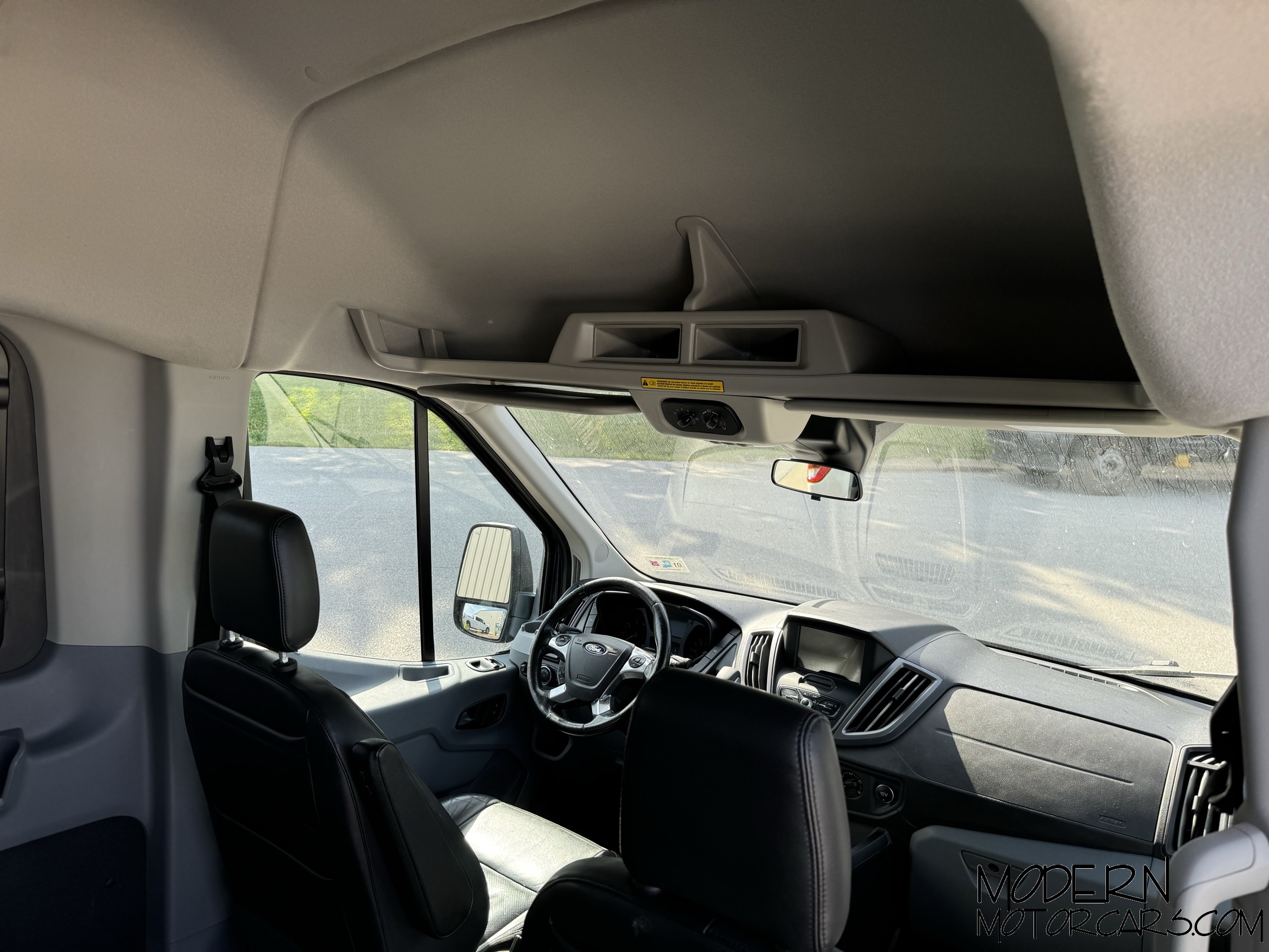 2019 Ford Transit-350 XLT 24