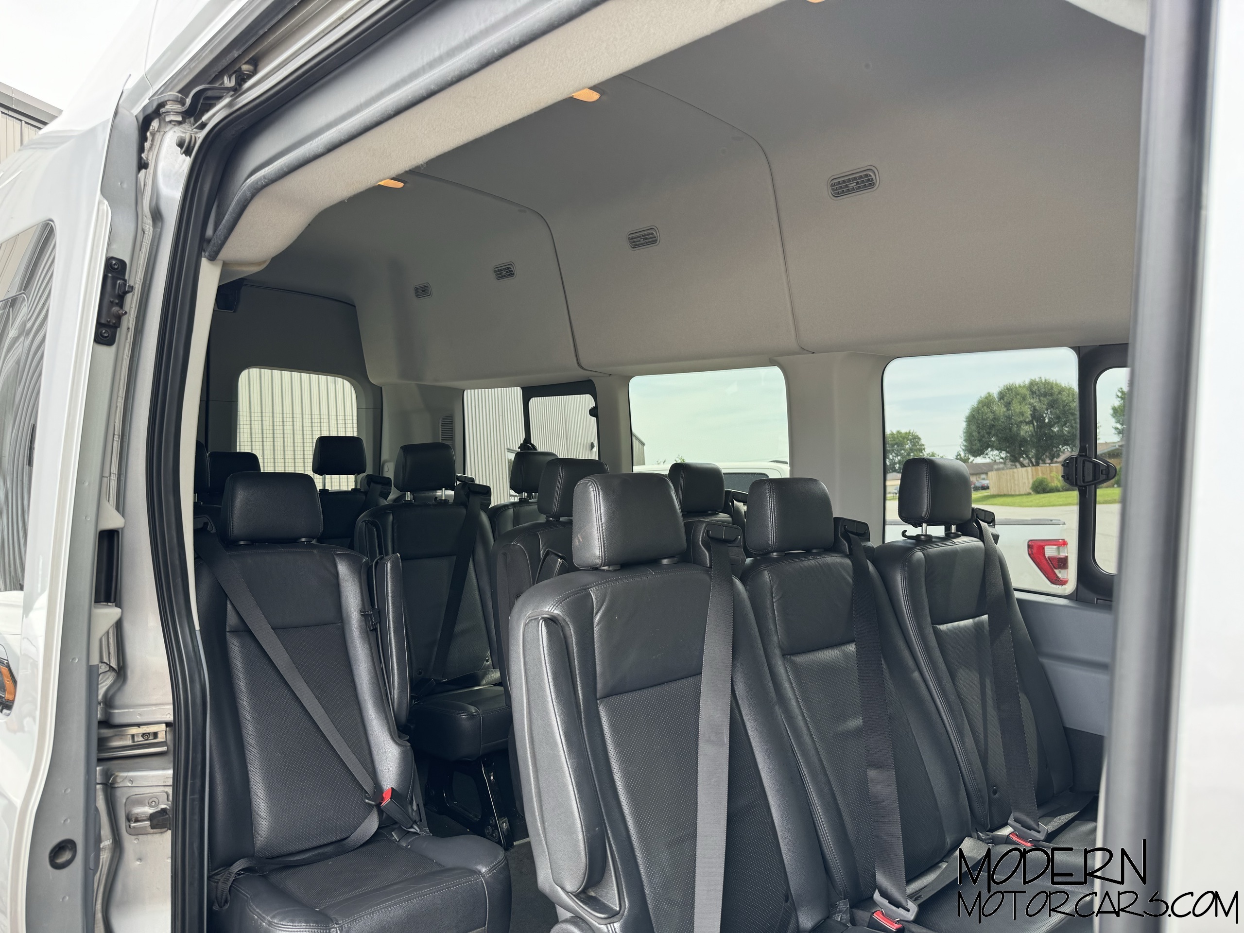 2019 Ford Transit-350 XLT 12