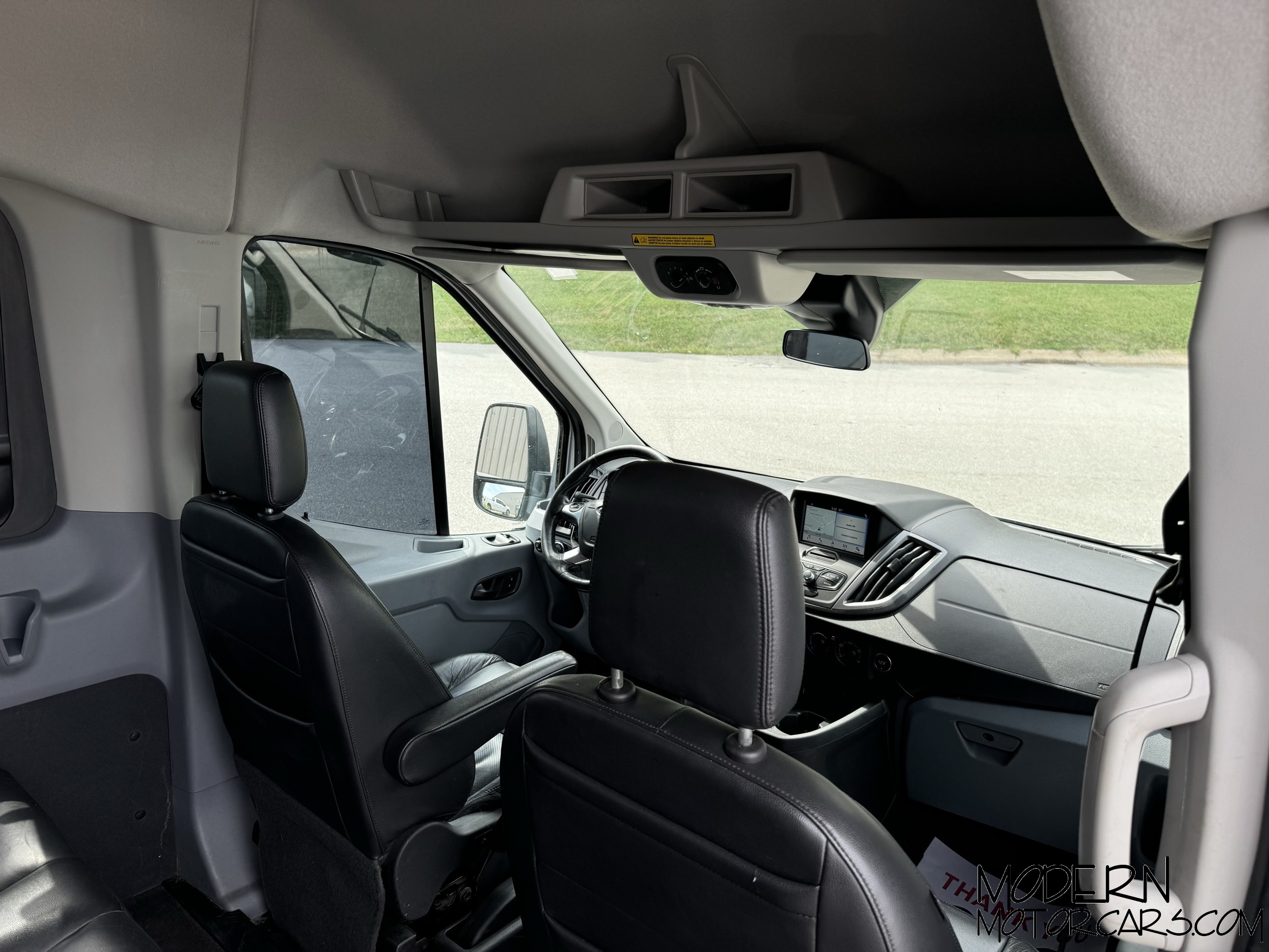 2019 Ford Transit-350 XLT 13