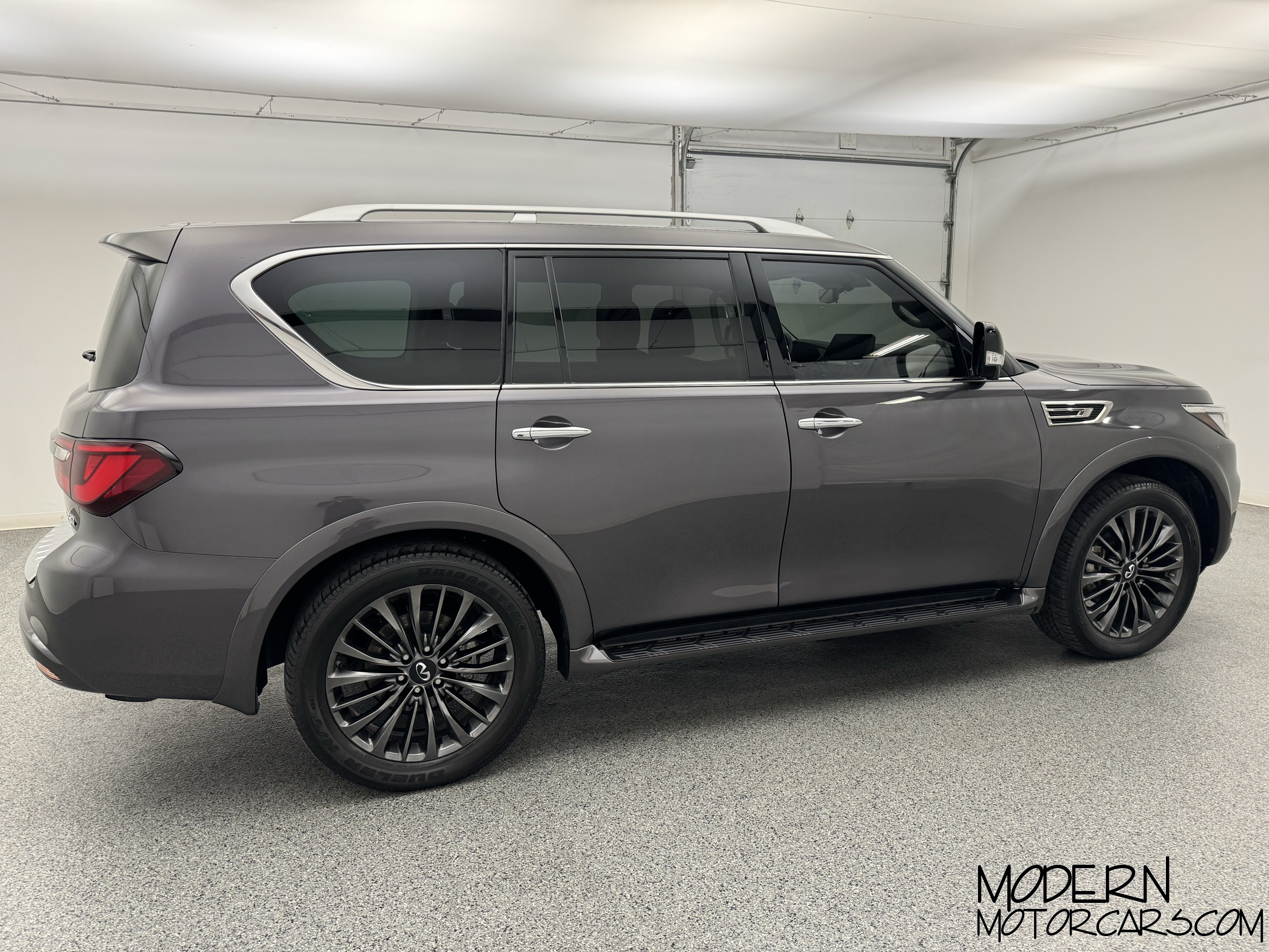 2023 INFINITI QX80 Premium Select 6