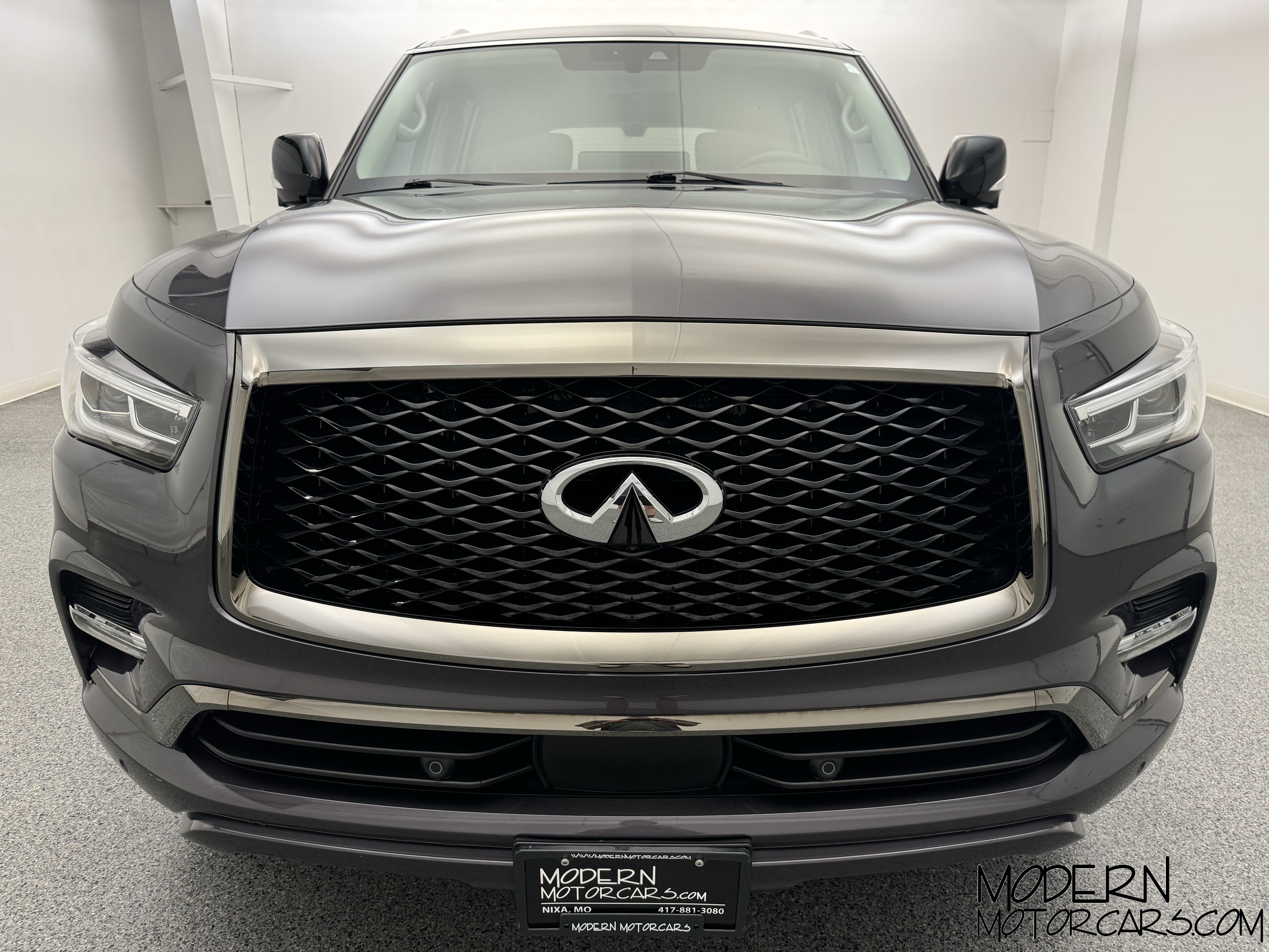 2023 INFINITI QX80 Premium Select 8