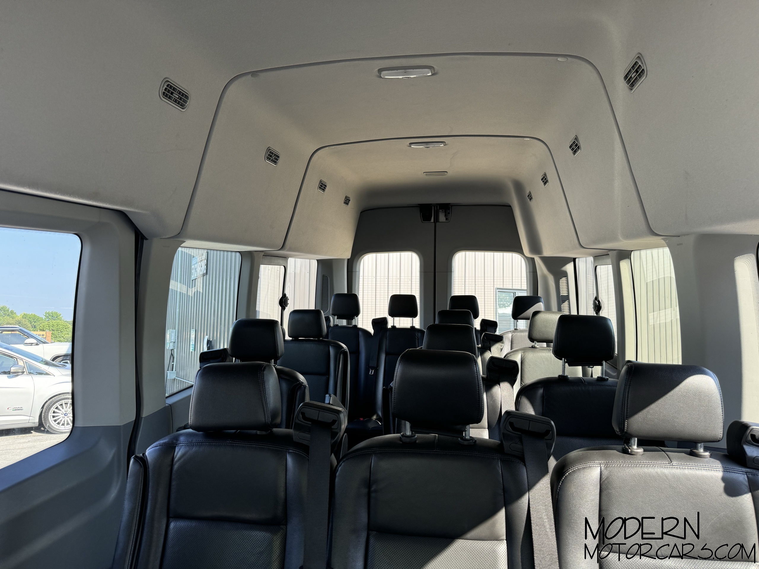 2019 Ford Transit-350 XLT 27