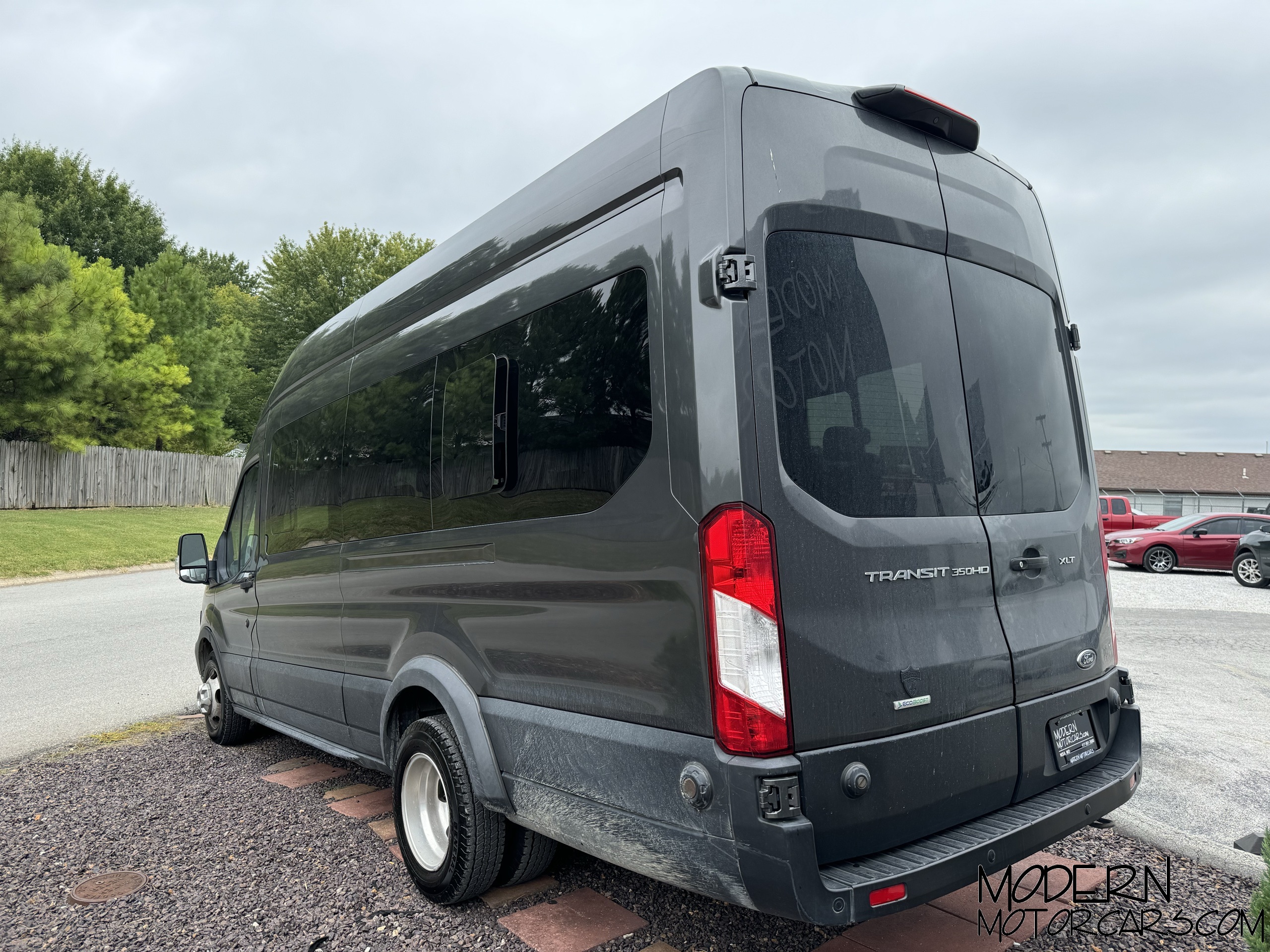 2019 Ford Transit-350 XLT 3