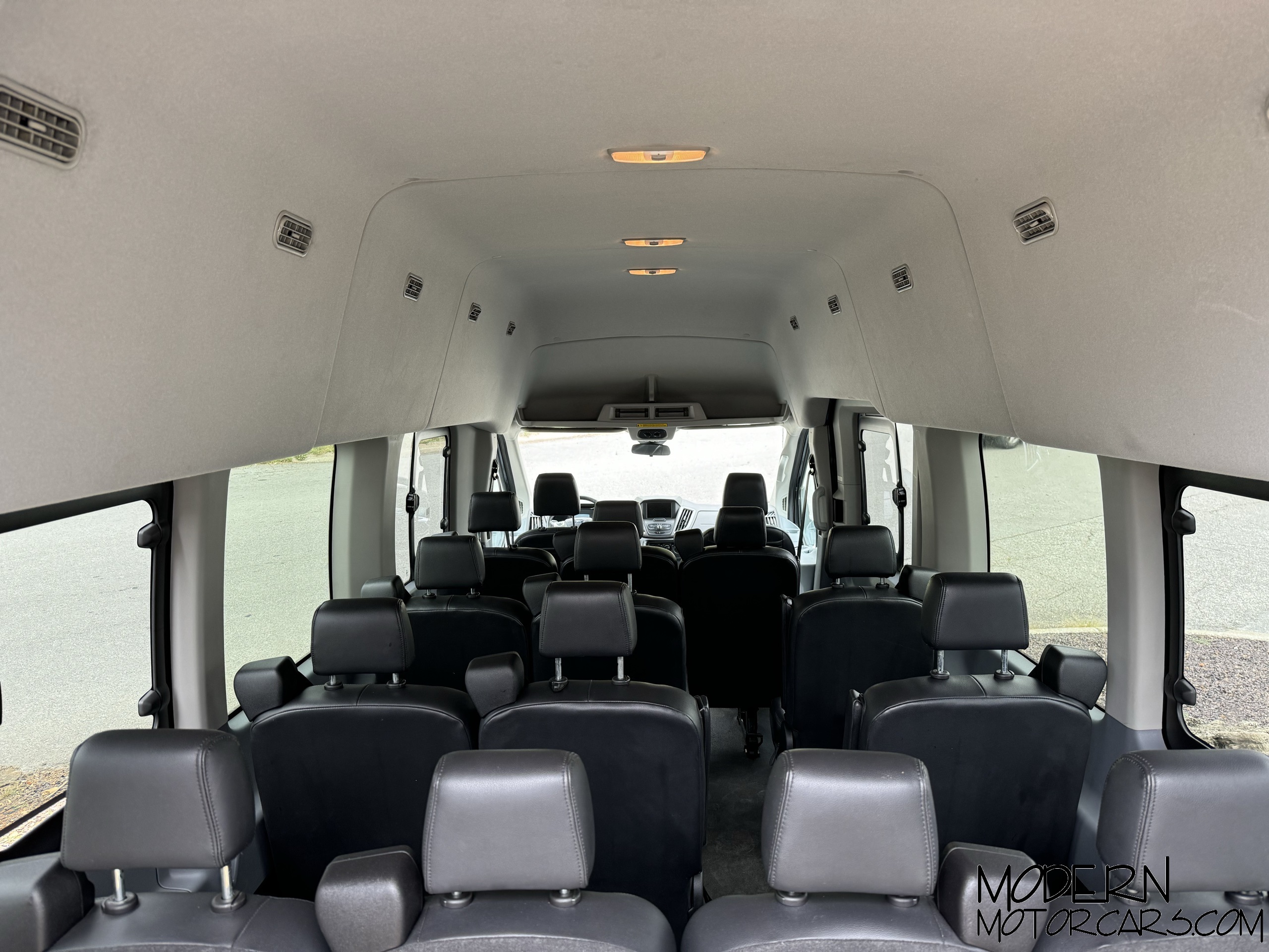 2019 Ford Transit-350 XLT 6