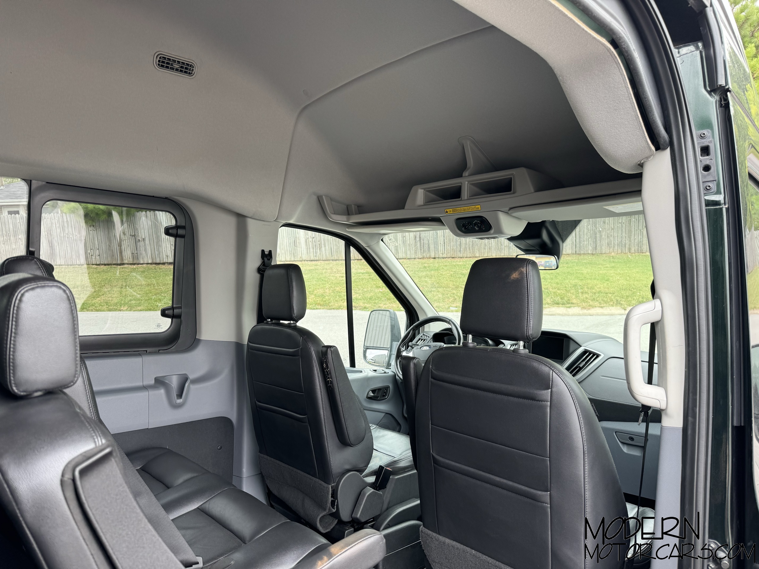 2019 Ford Transit-350 XLT 11