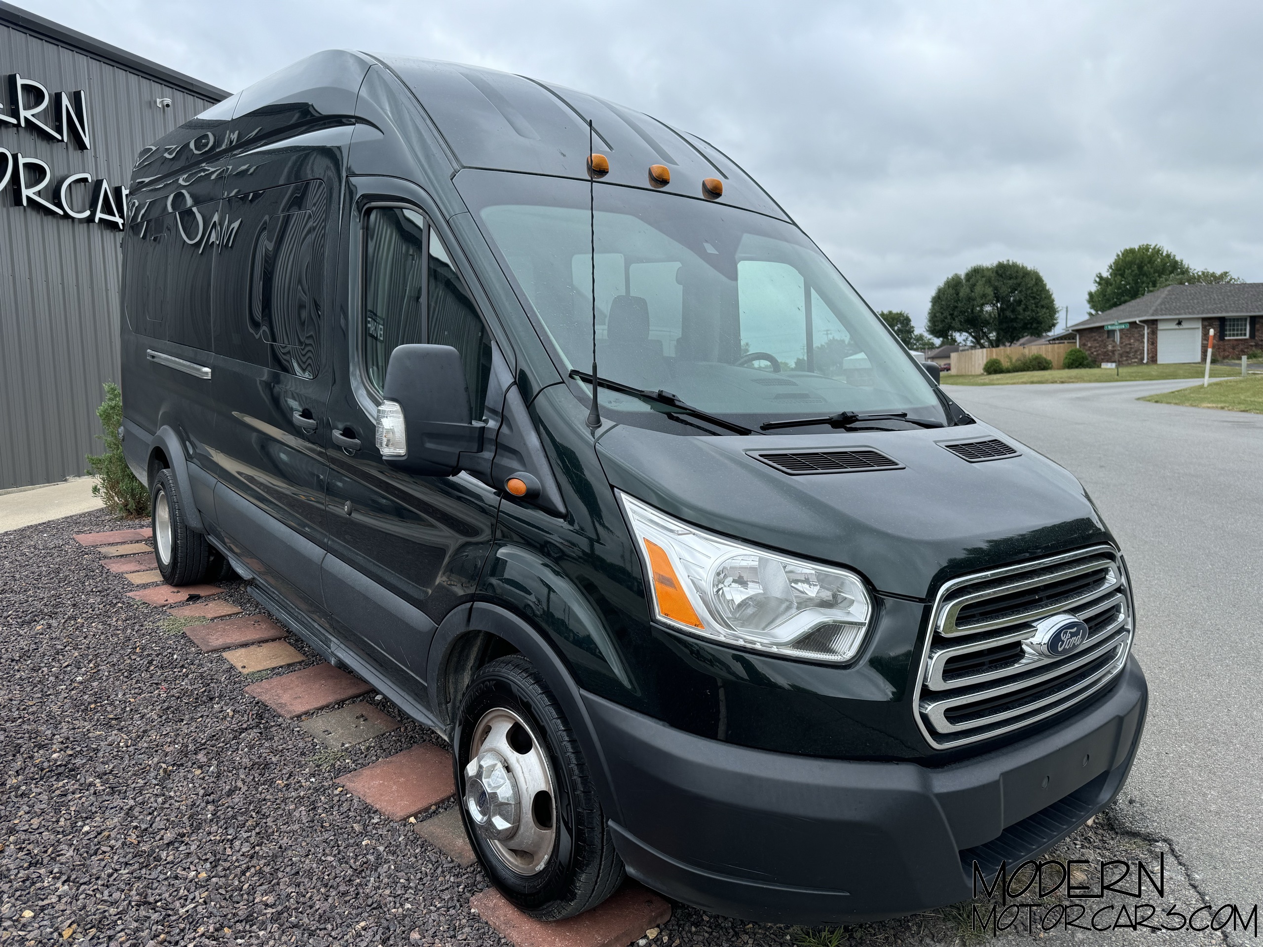 2019 Ford Transit-350 XLT 12