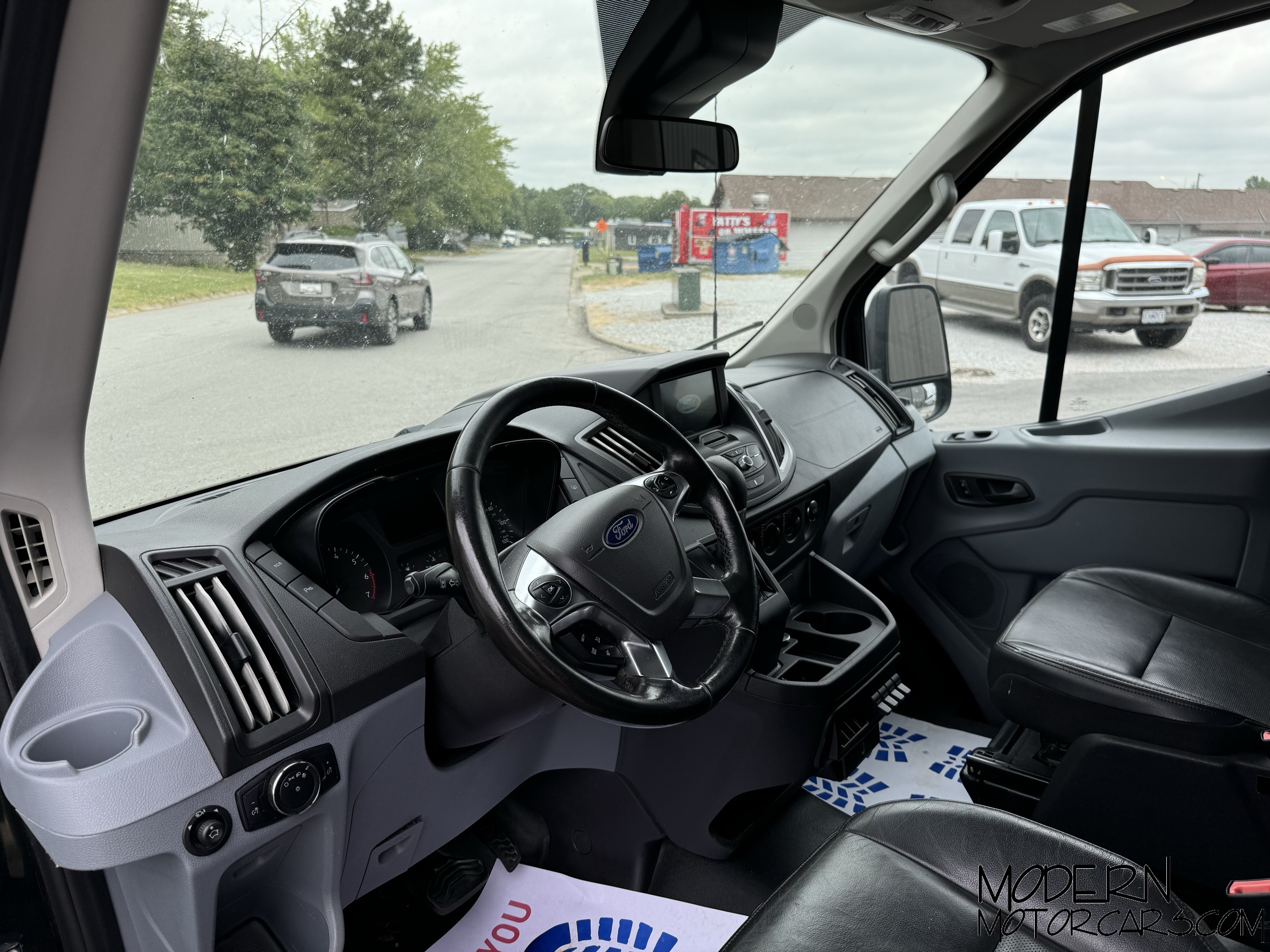 2019 Ford Transit-350 XLT 14