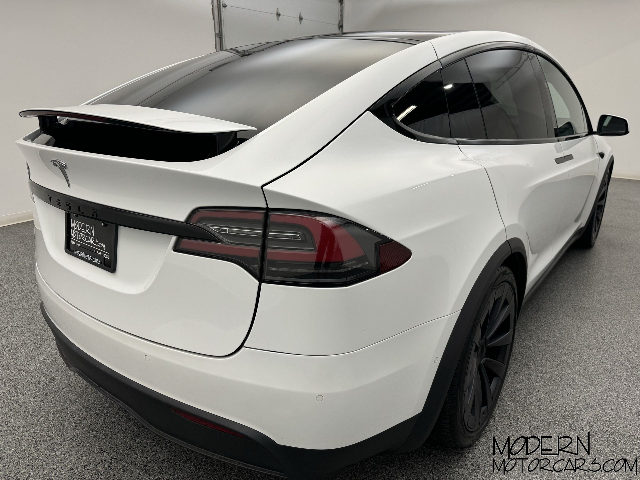 2022 Tesla Model X Base 5