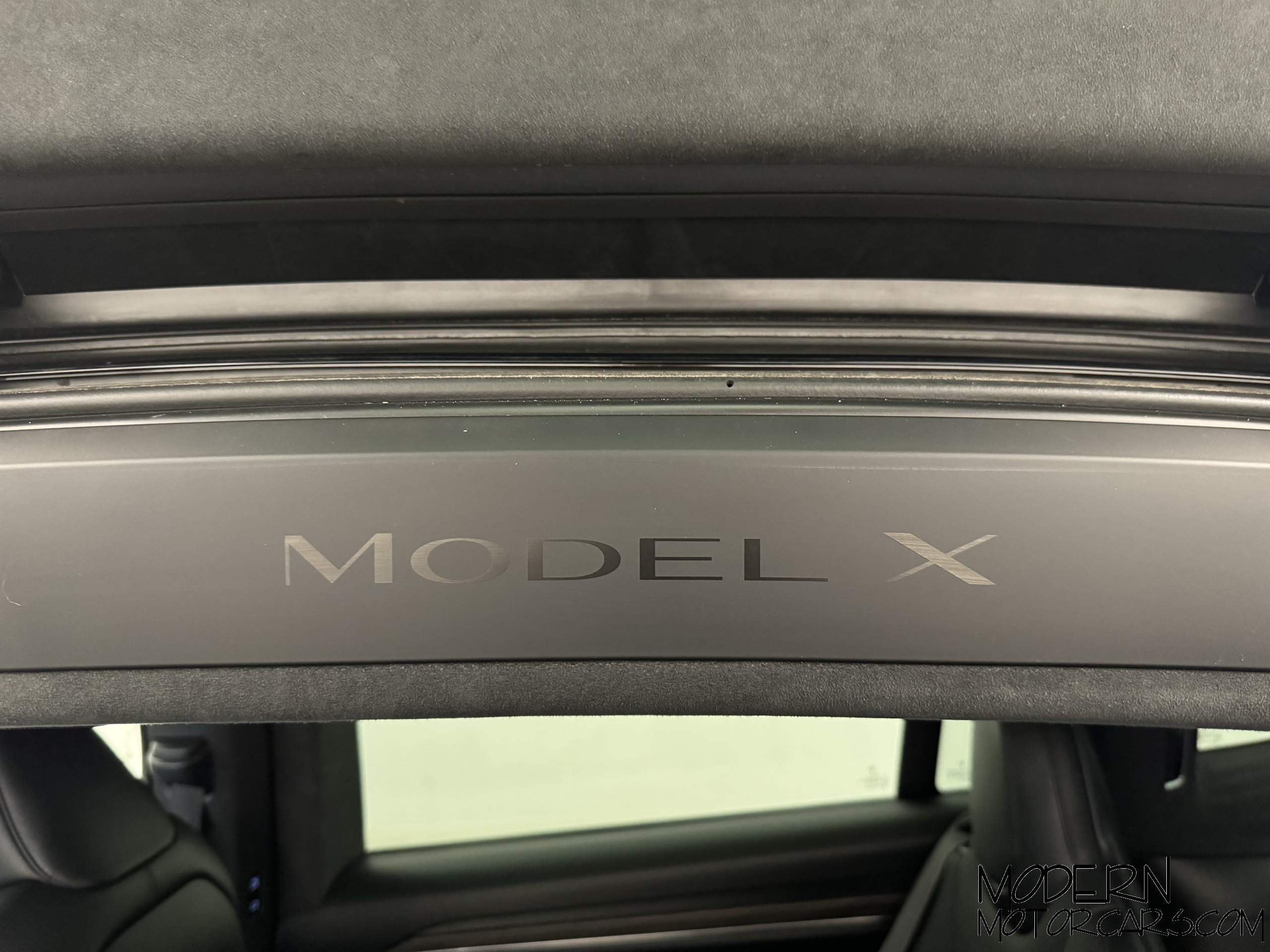 2022 Tesla Model X Base 16