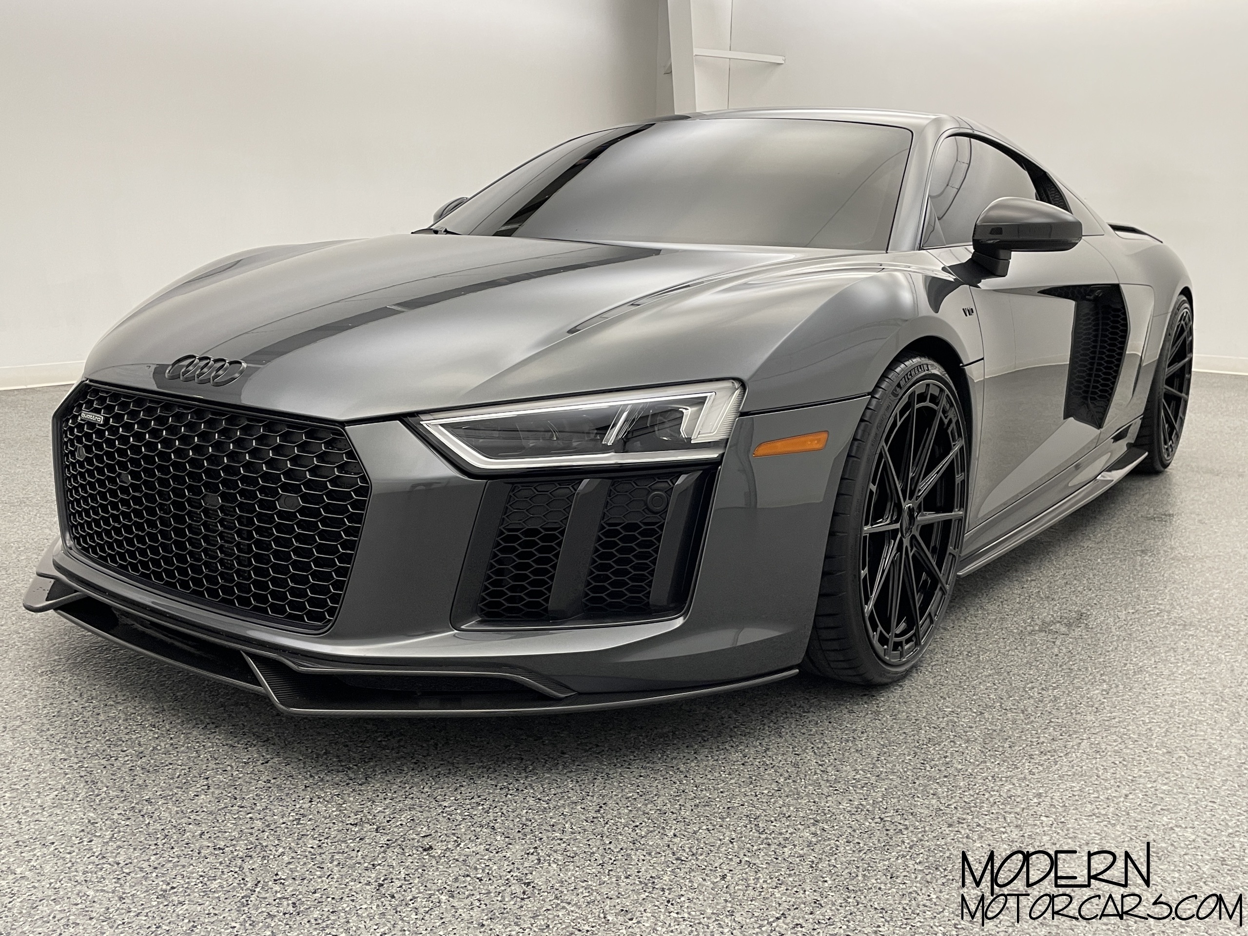 2017 Audi R8 5.2 1