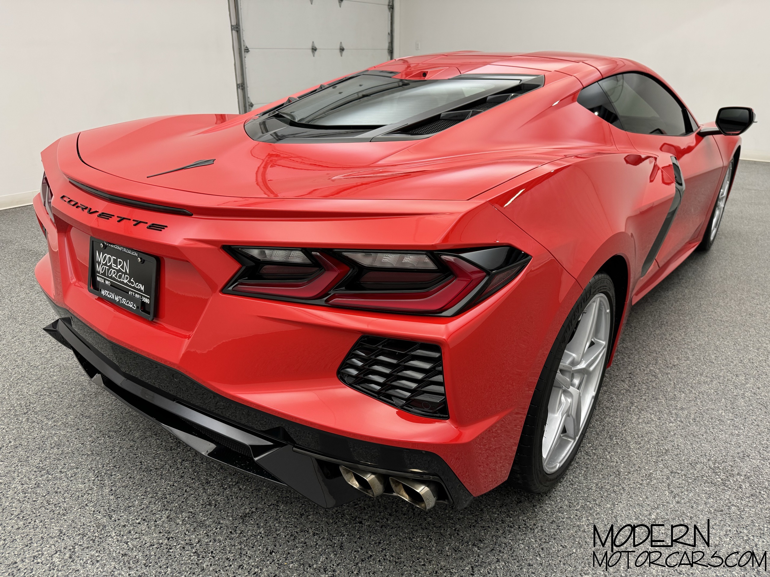 2024 Chevrolet Corvette Stingray 8