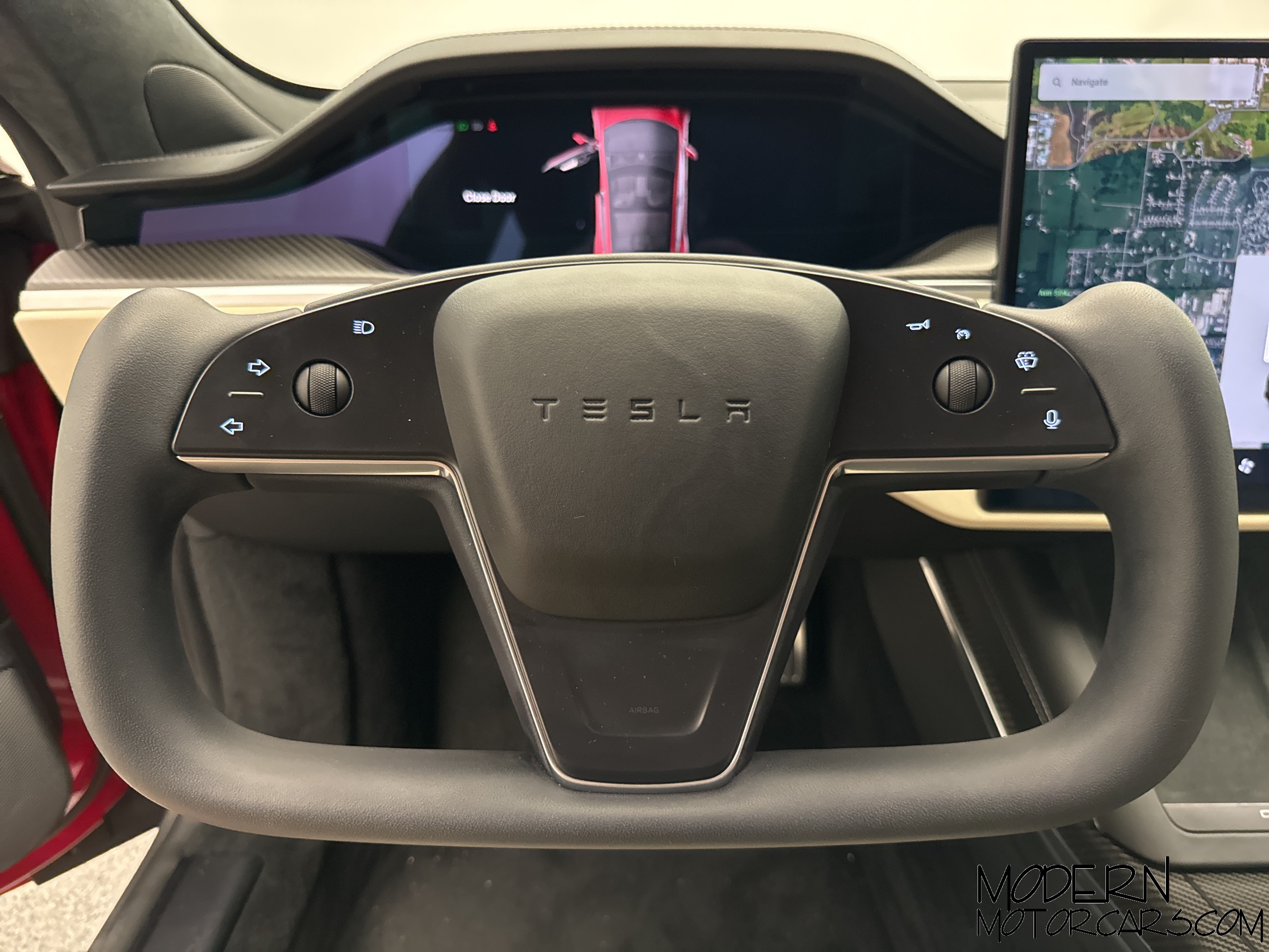 2022 Tesla Model S Plaid 23