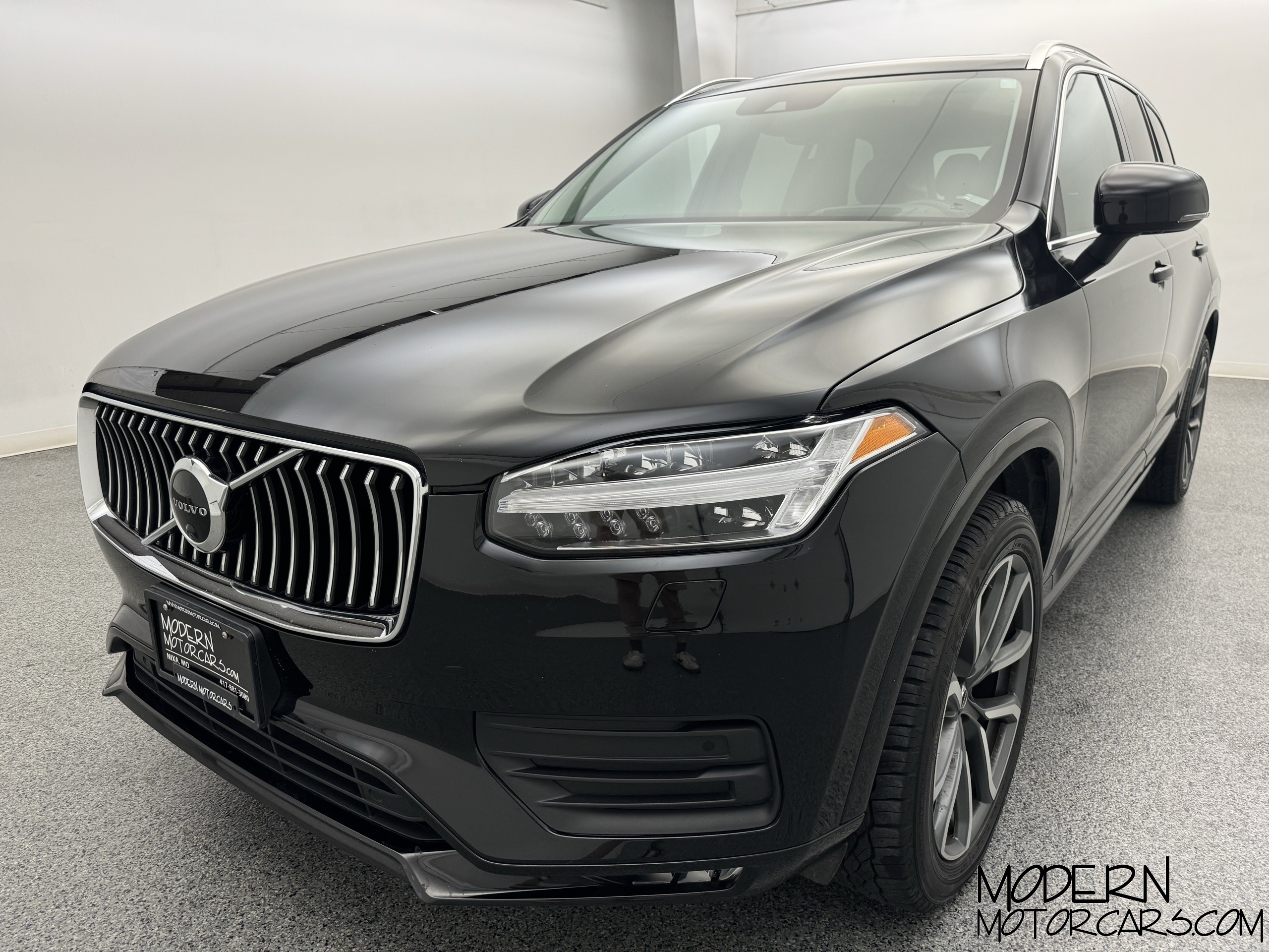 2020 Volvo XC90 T6 Momentum 1