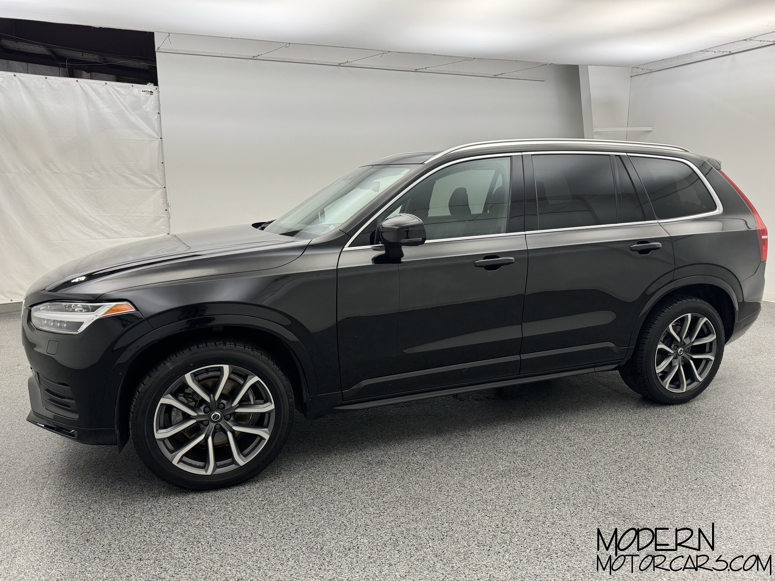 2020 Volvo XC90 T6 Momentum 2