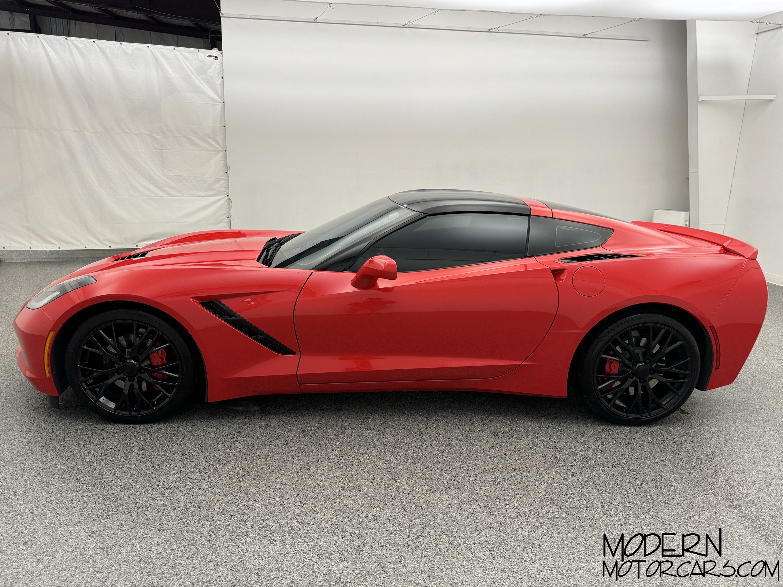 2017 Chevrolet Corvette Stingray 2