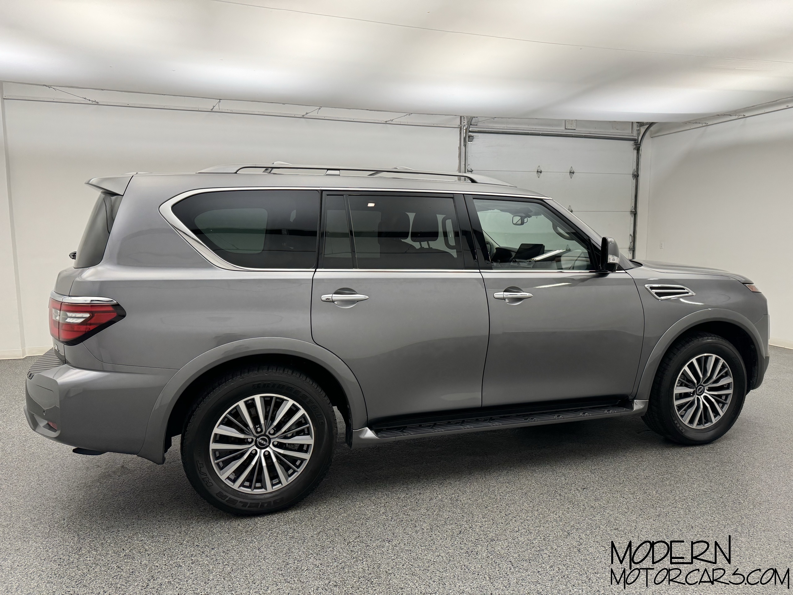 2023 Nissan Armada SL 6