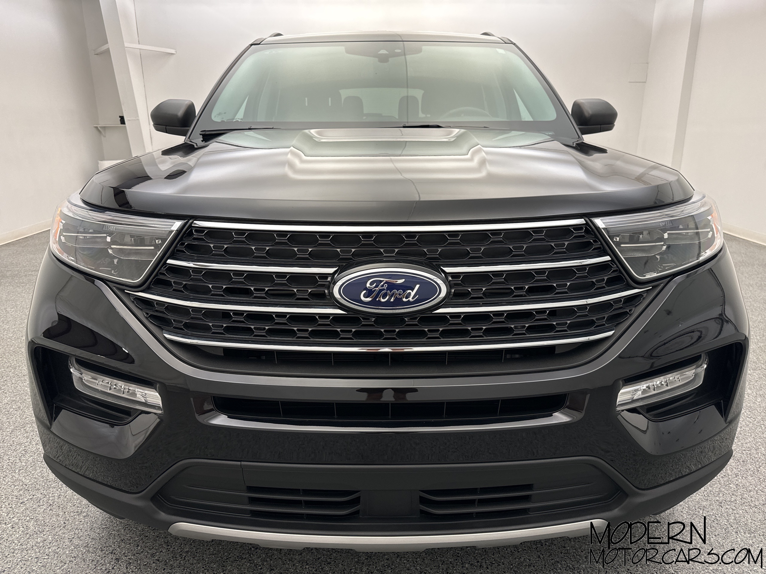 2023 Ford Explorer XLT 8