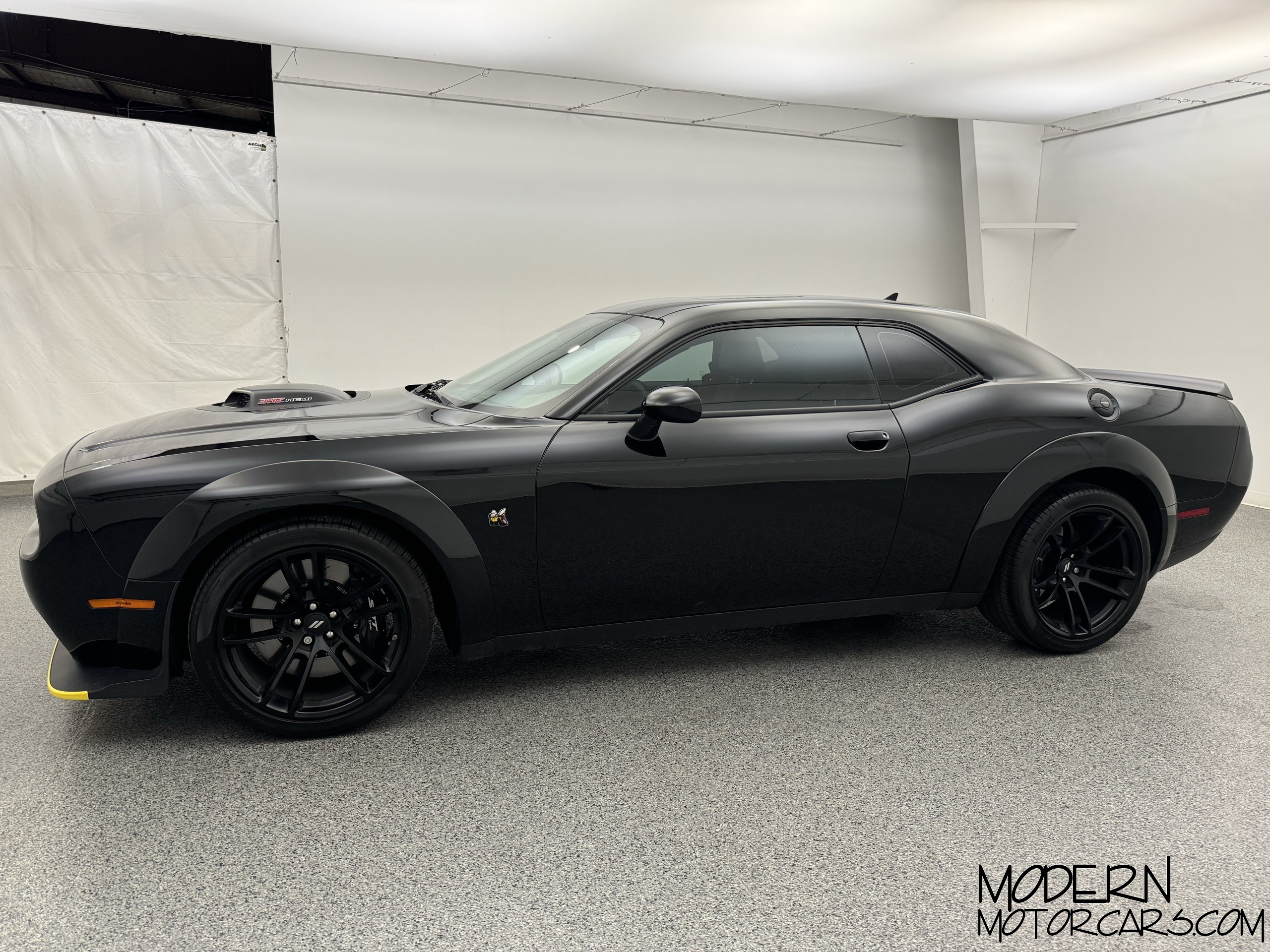 2023 Dodge Challenger R/T Scat Pack Widebody 2