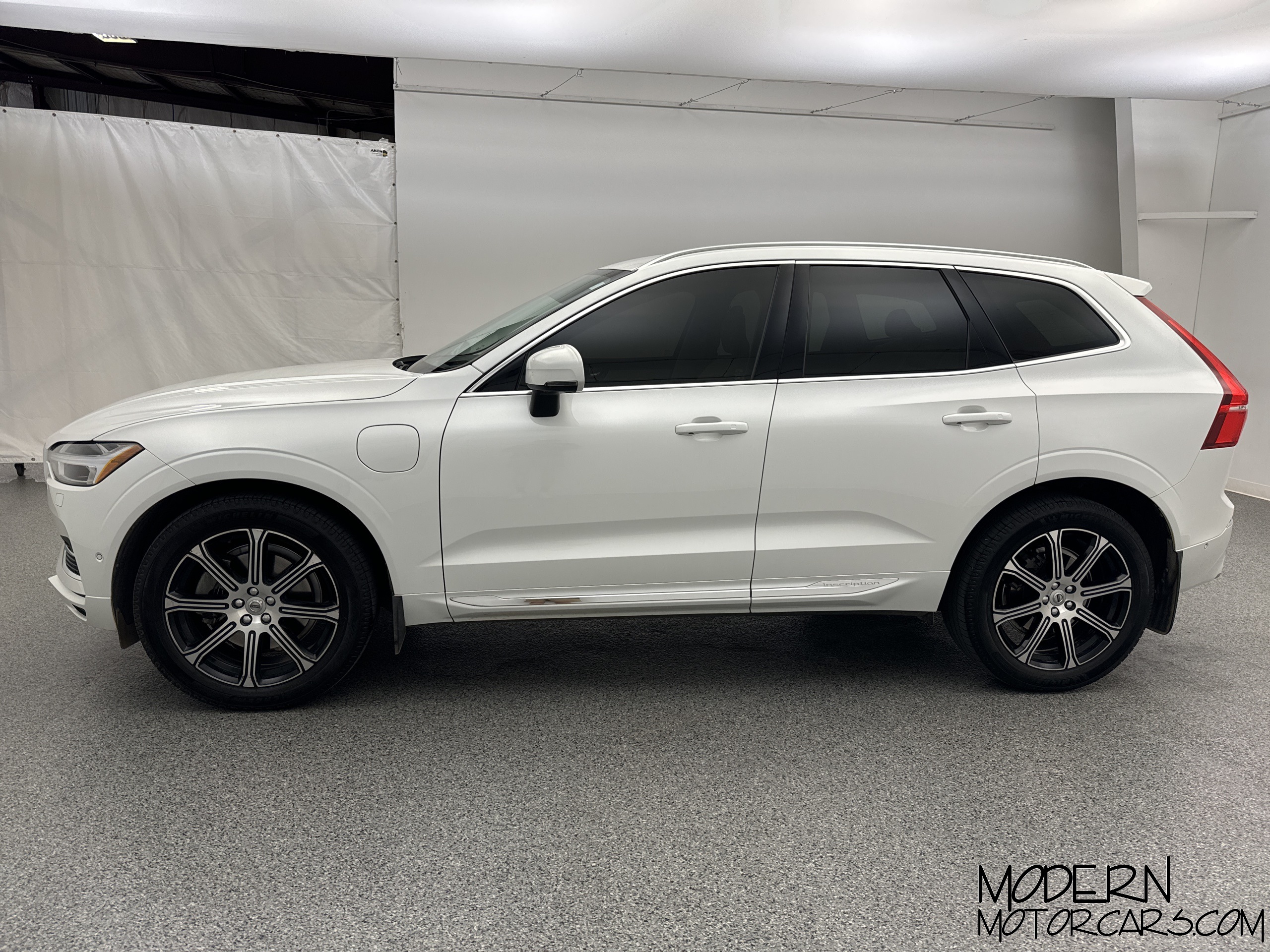 2018 Volvo XC60 Hybrid T8 Inscription 2